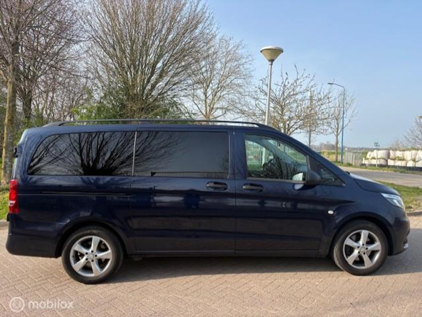 Foto van Mercedes-Benz Vito Tourer