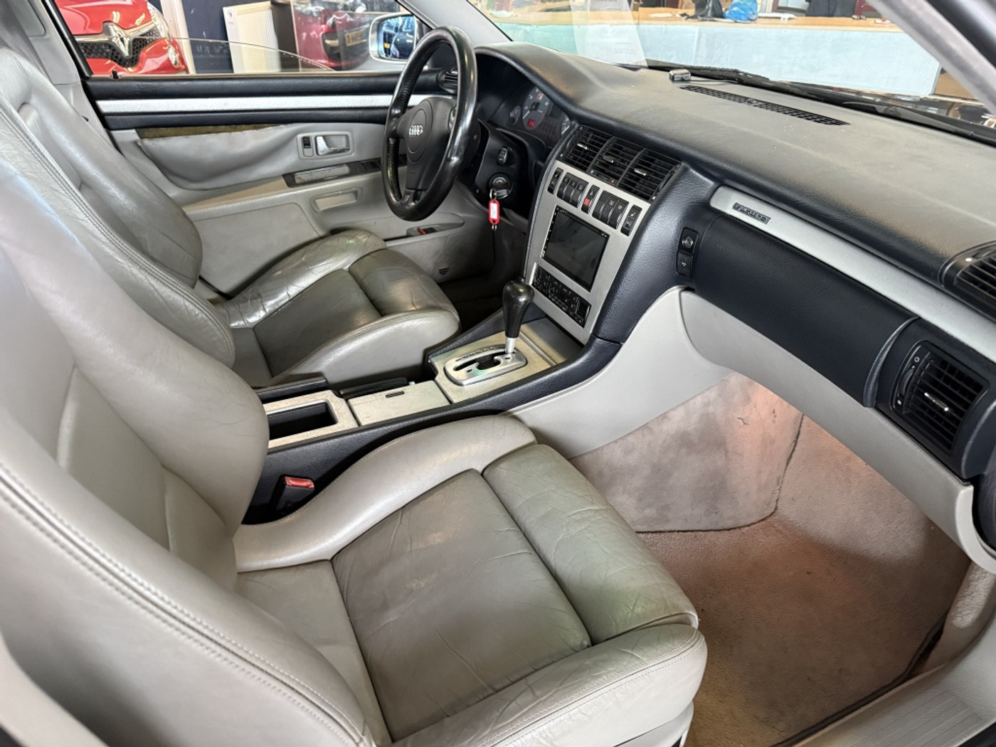 Foto van Audi S8