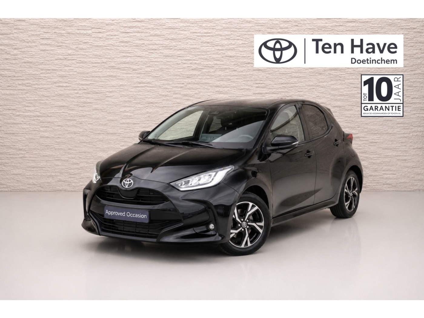 Toyota Toyota Yaris 1.5 Hybrid 115 First Edition | Draadloos Apple CarPlay & Android 2025 - voorkant