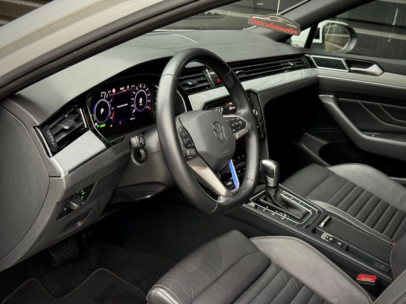 Foto van Volkswagen Passat