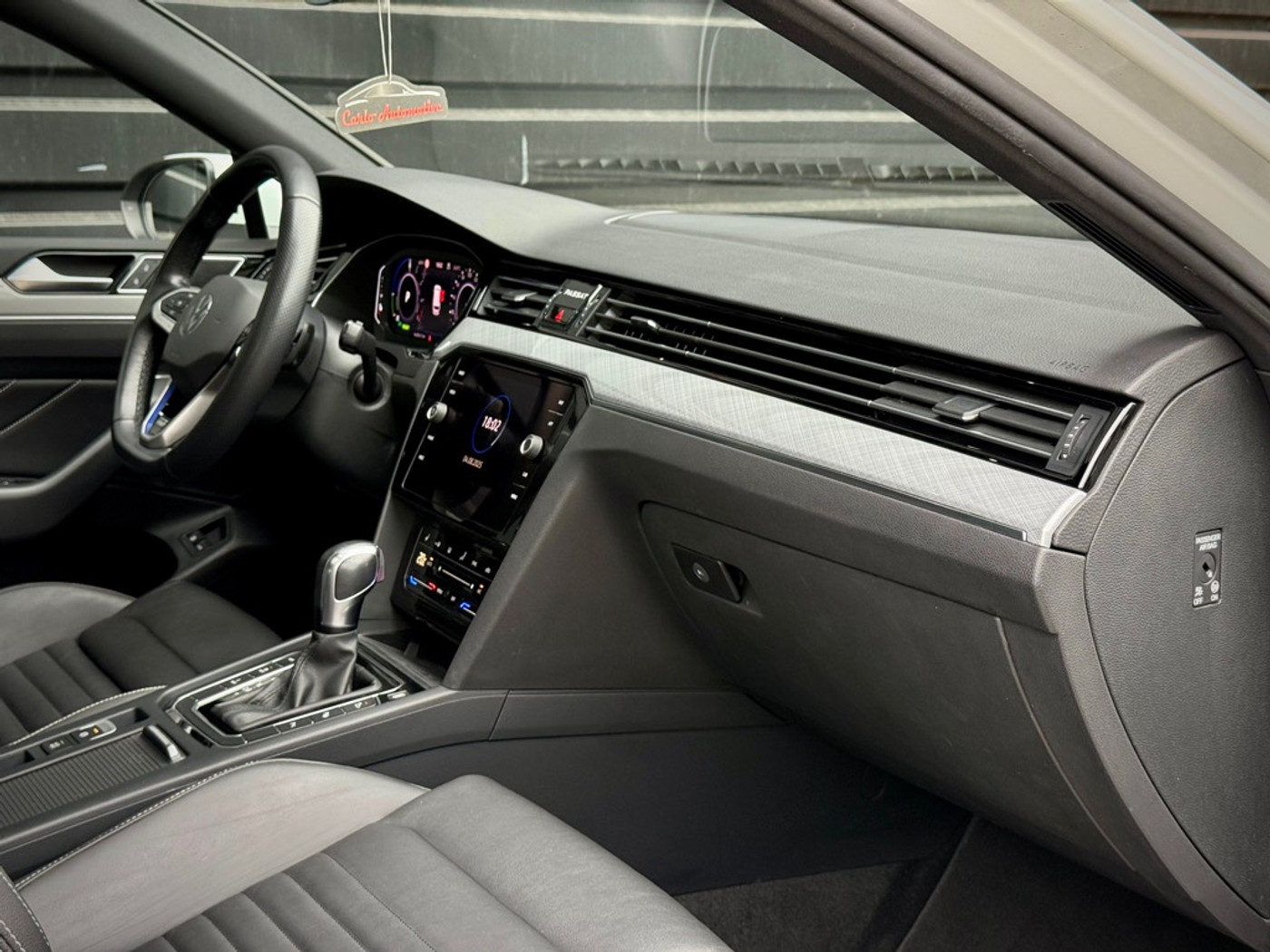 Foto van Volkswagen Passat