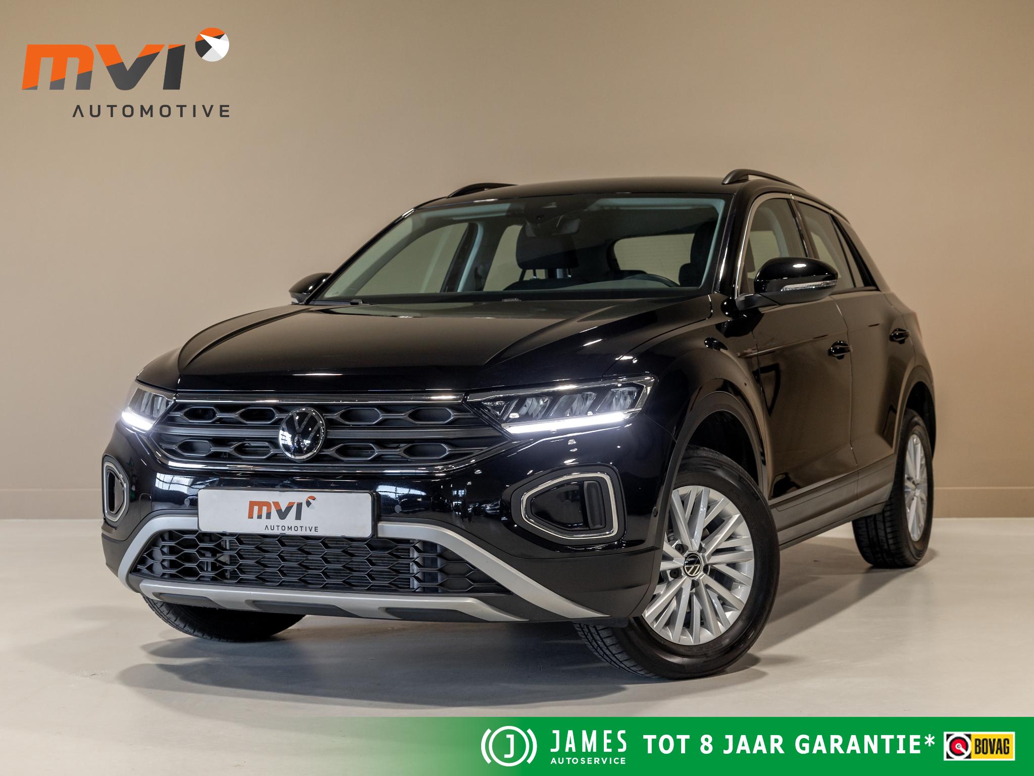 Volkswagen T-roc 1.5 TSI Life Edition / 150pk / Stoel en stuurverwarming / Achteruitrij camera / 2024 - voorkant