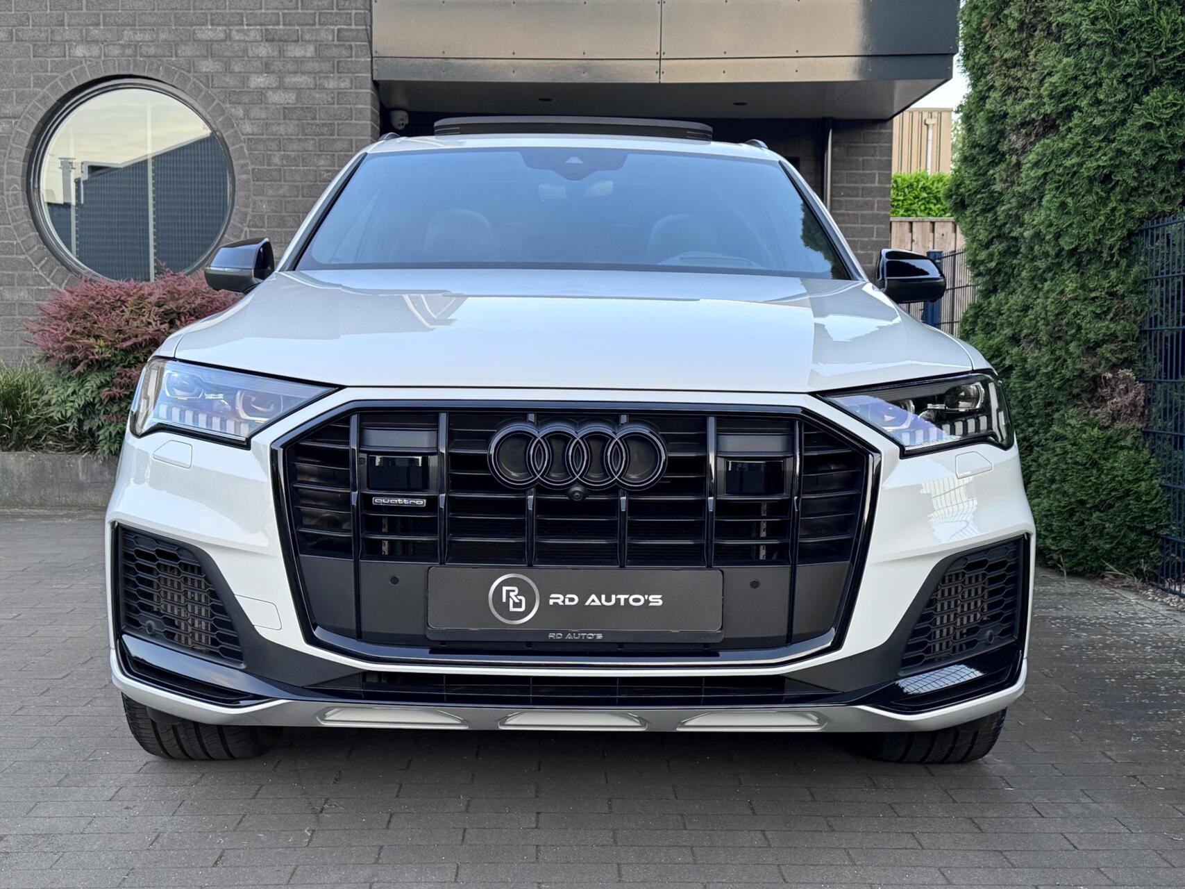 Foto van Audi Q7 60 TFSI E