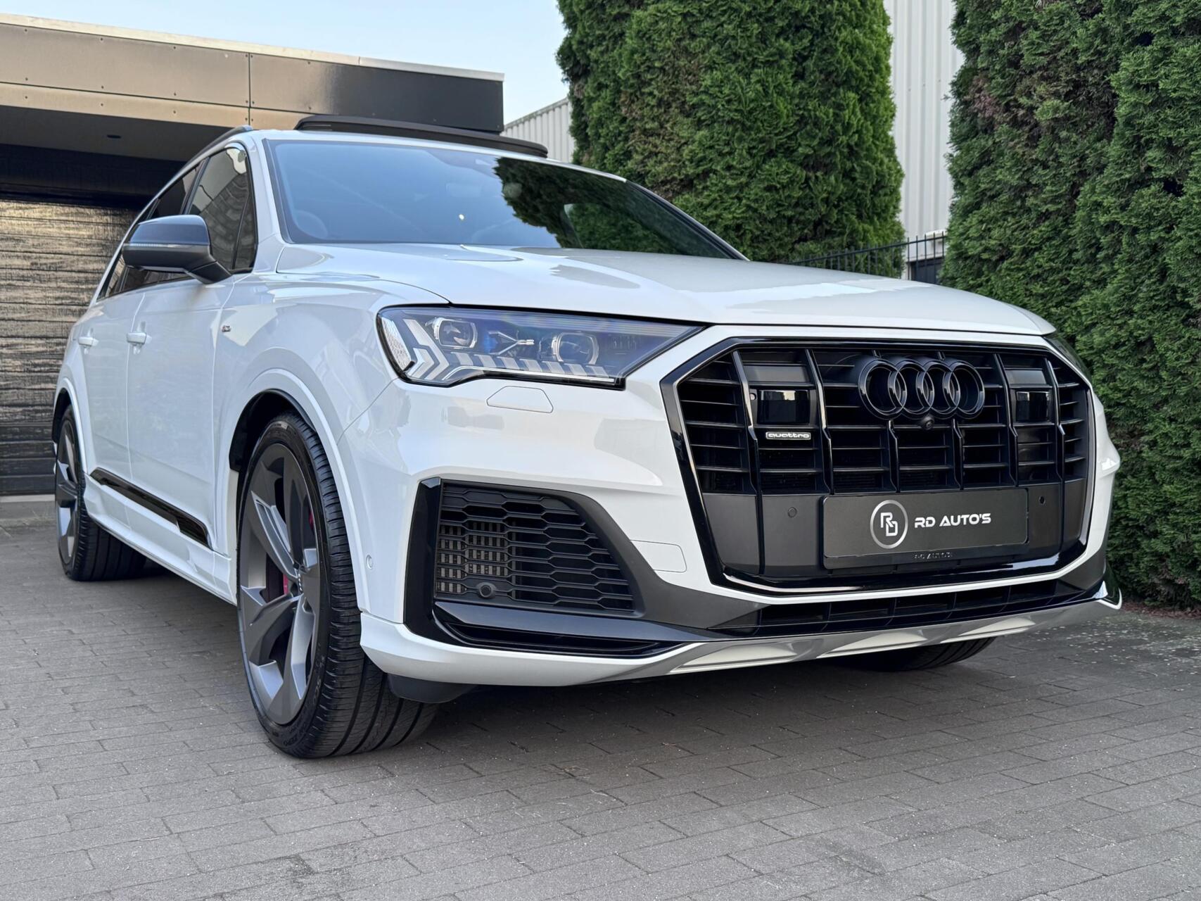 Foto van Audi Q7 60 TFSI E