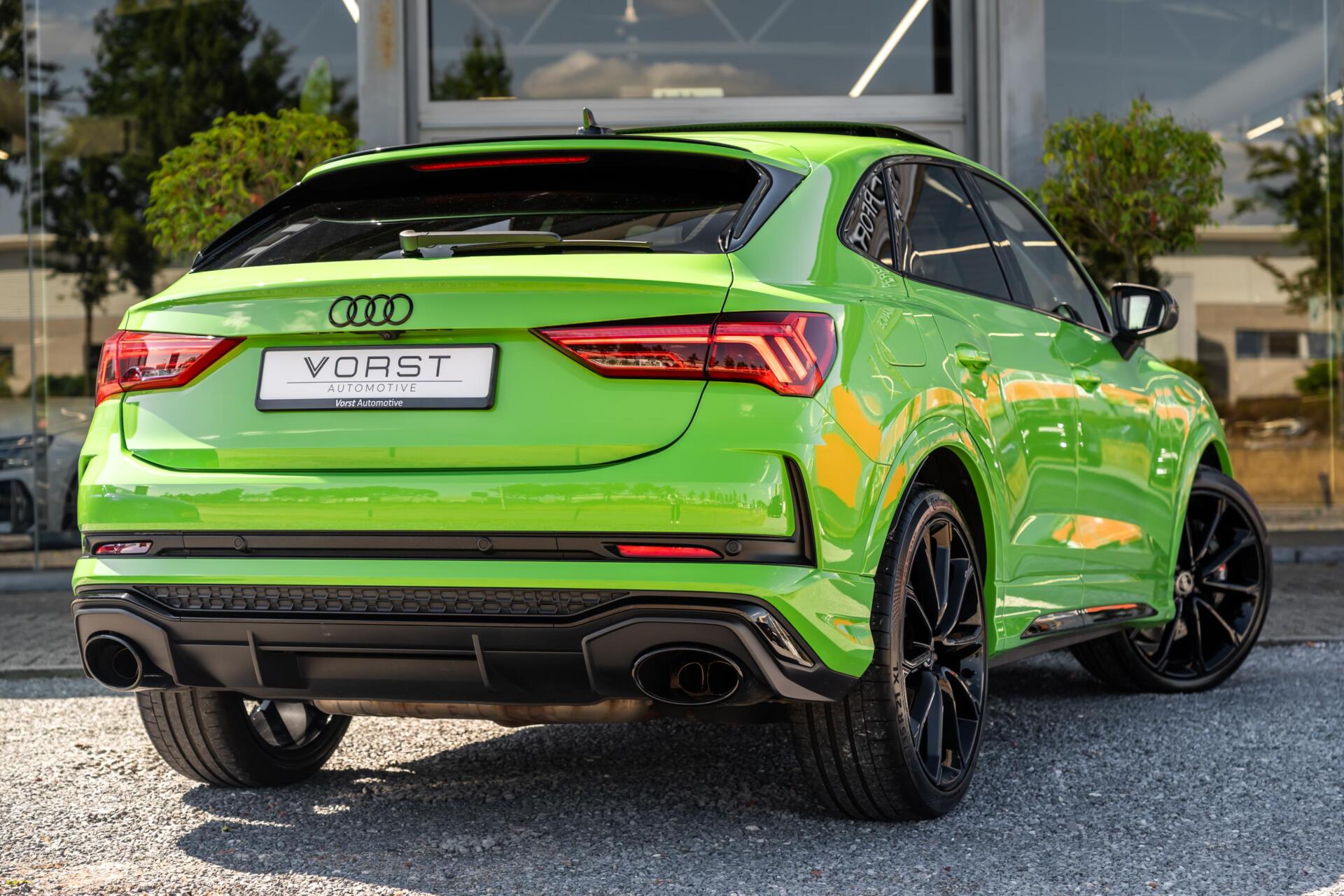 Foto van Audi RS Q3 Sportback