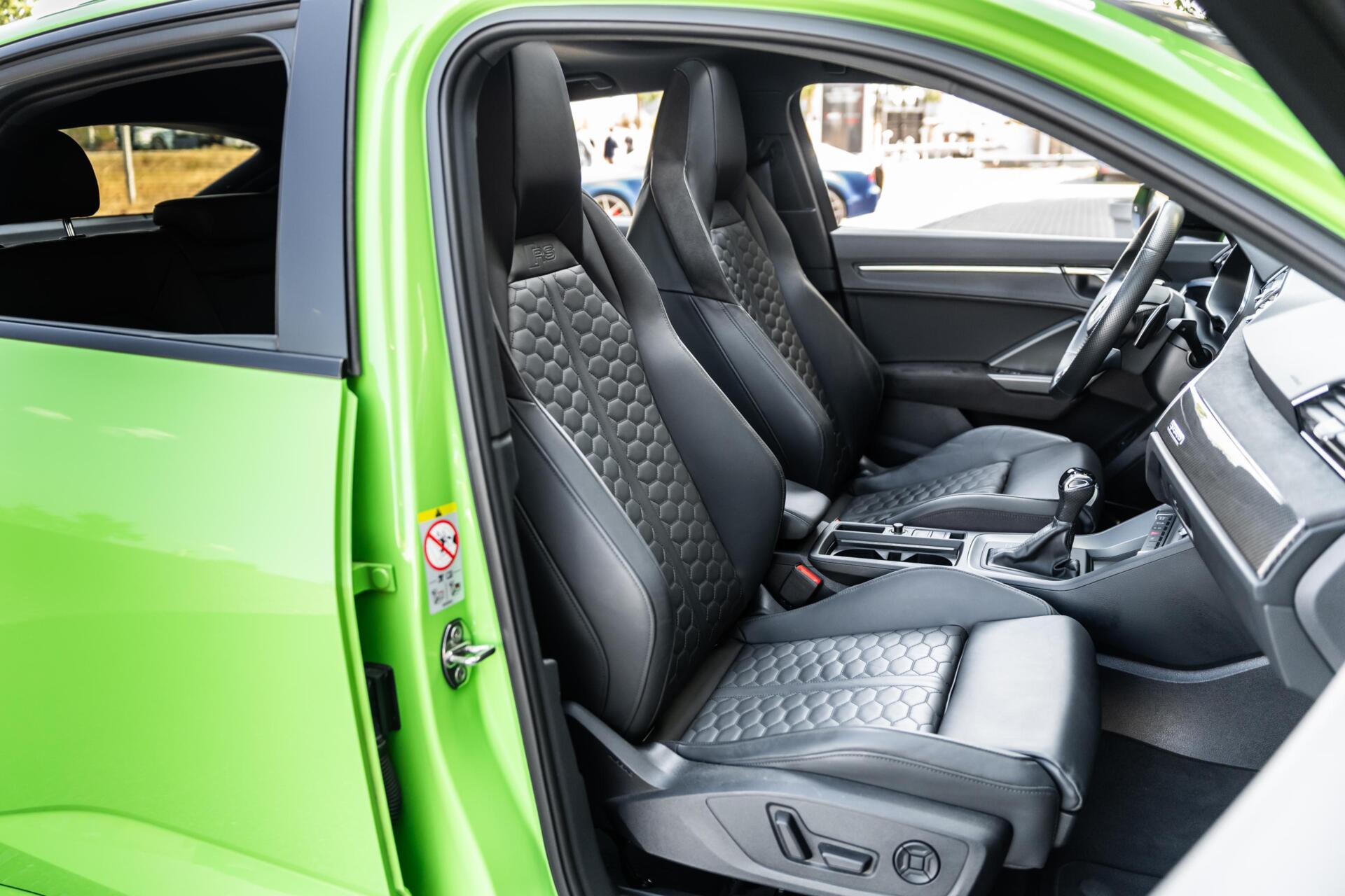 Foto van Audi RS Q3 Sportback