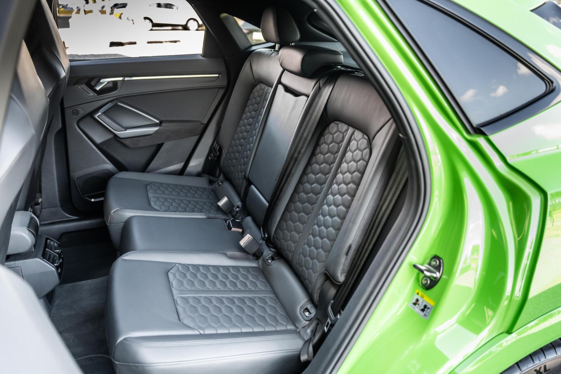 Foto van Audi RS Q3 Sportback