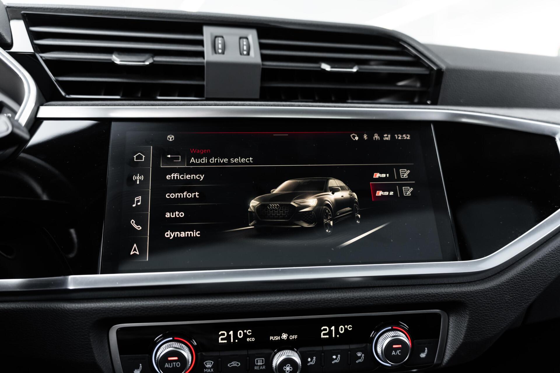 Foto van Audi RS Q3 Sportback