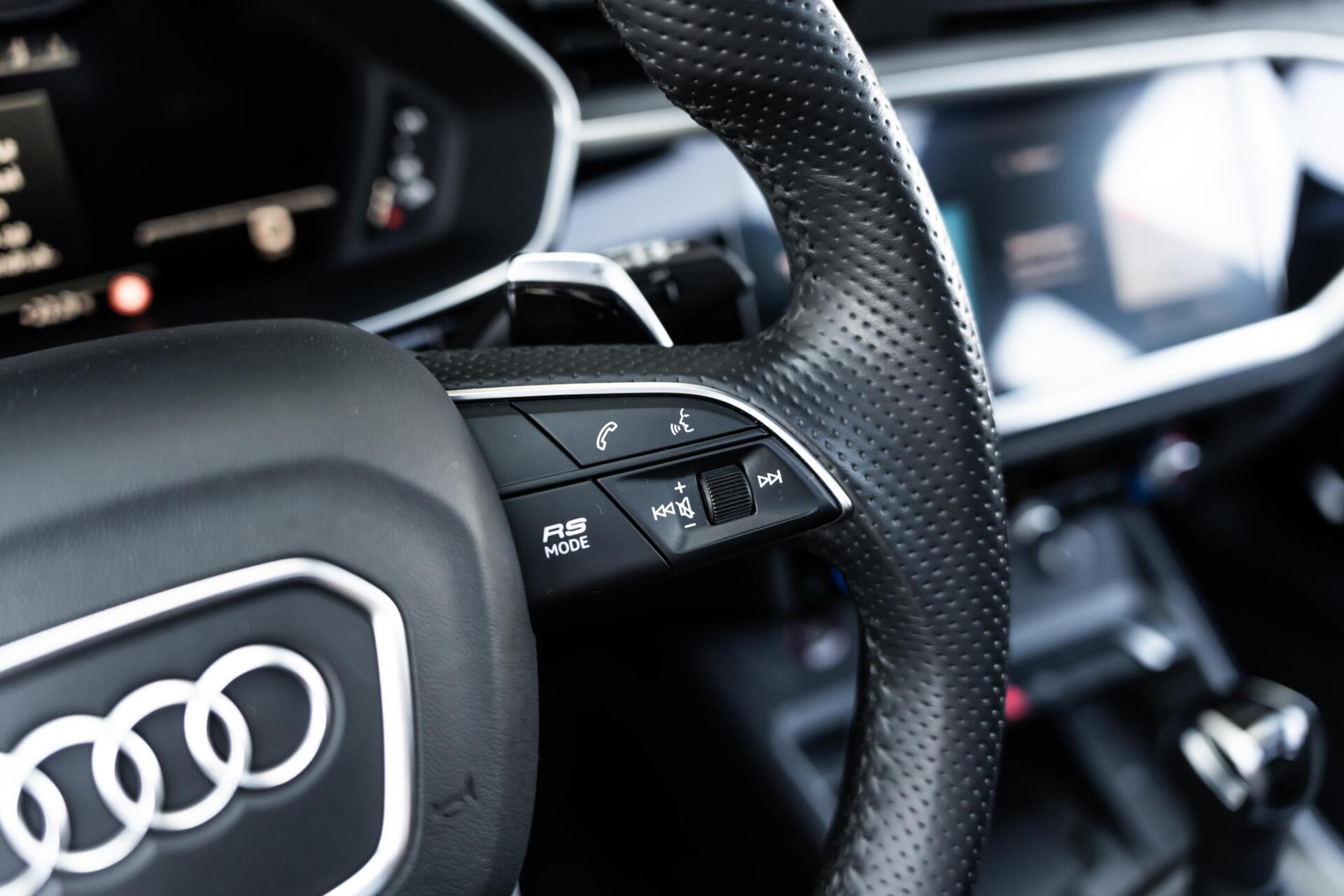 Foto van Audi RS Q3 Sportback