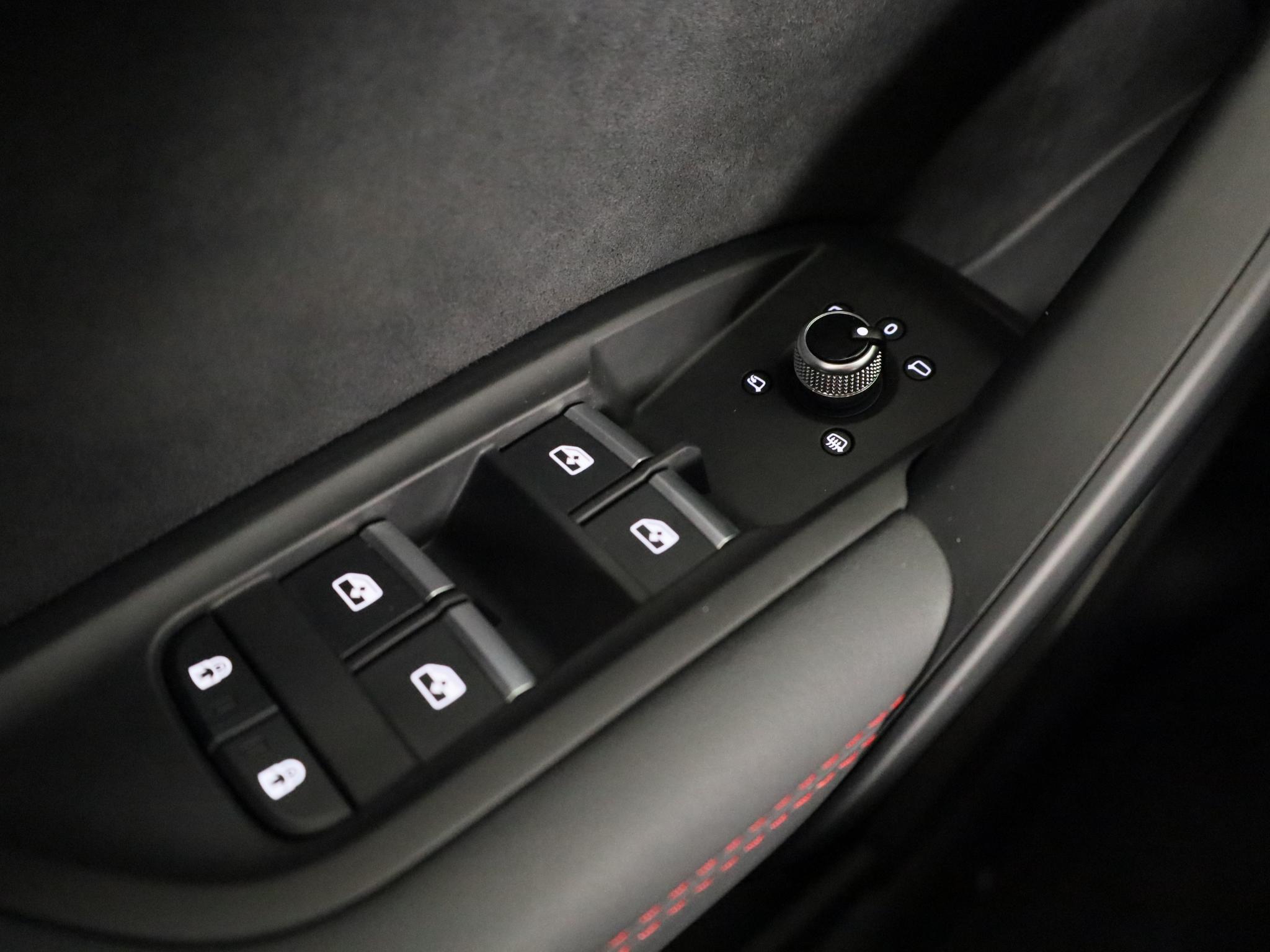 Foto van Audi Q5 55 TFSI E