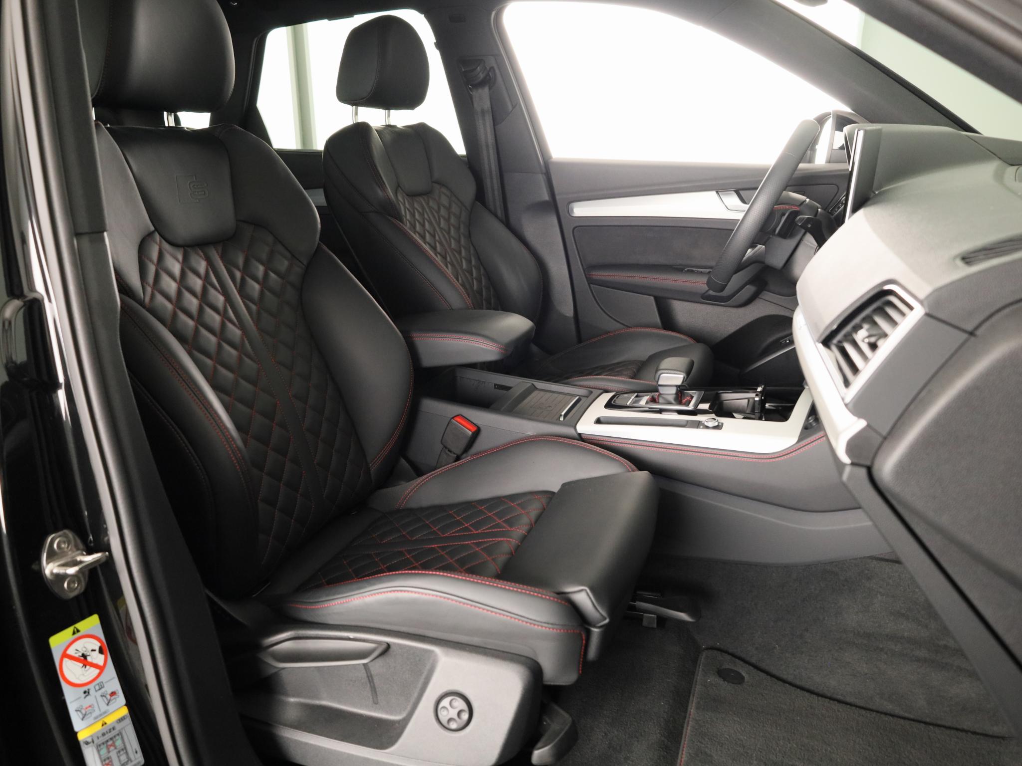 Foto van Audi Q5 55 TFSI E