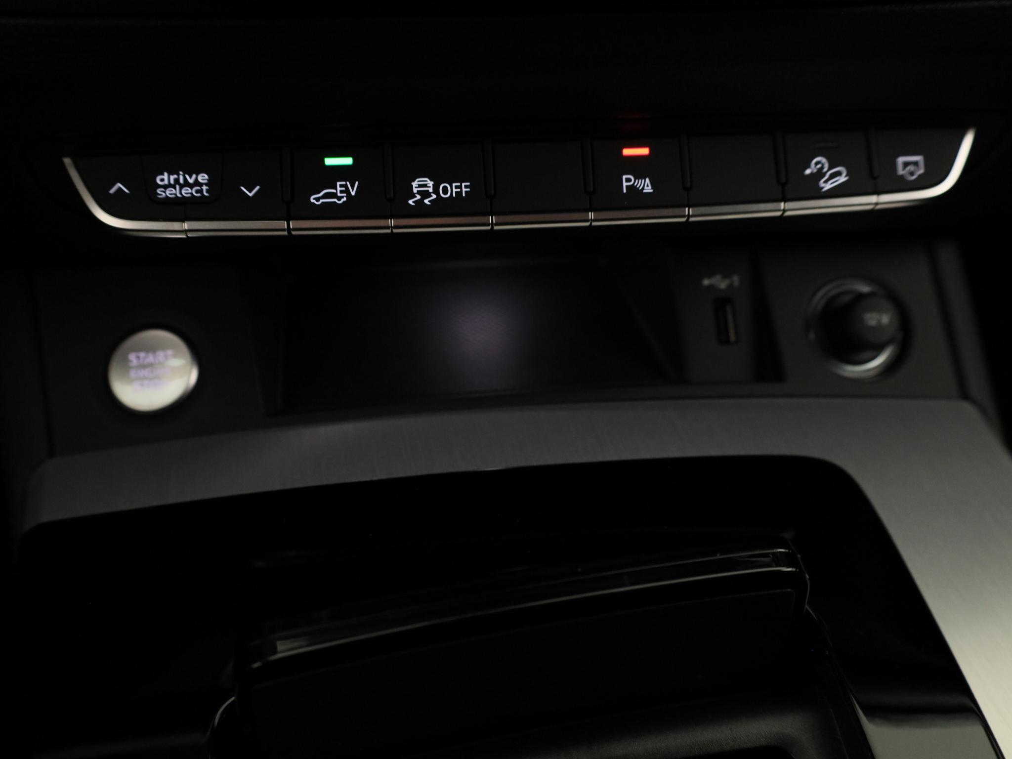 Foto van Audi Q5 55 TFSI E