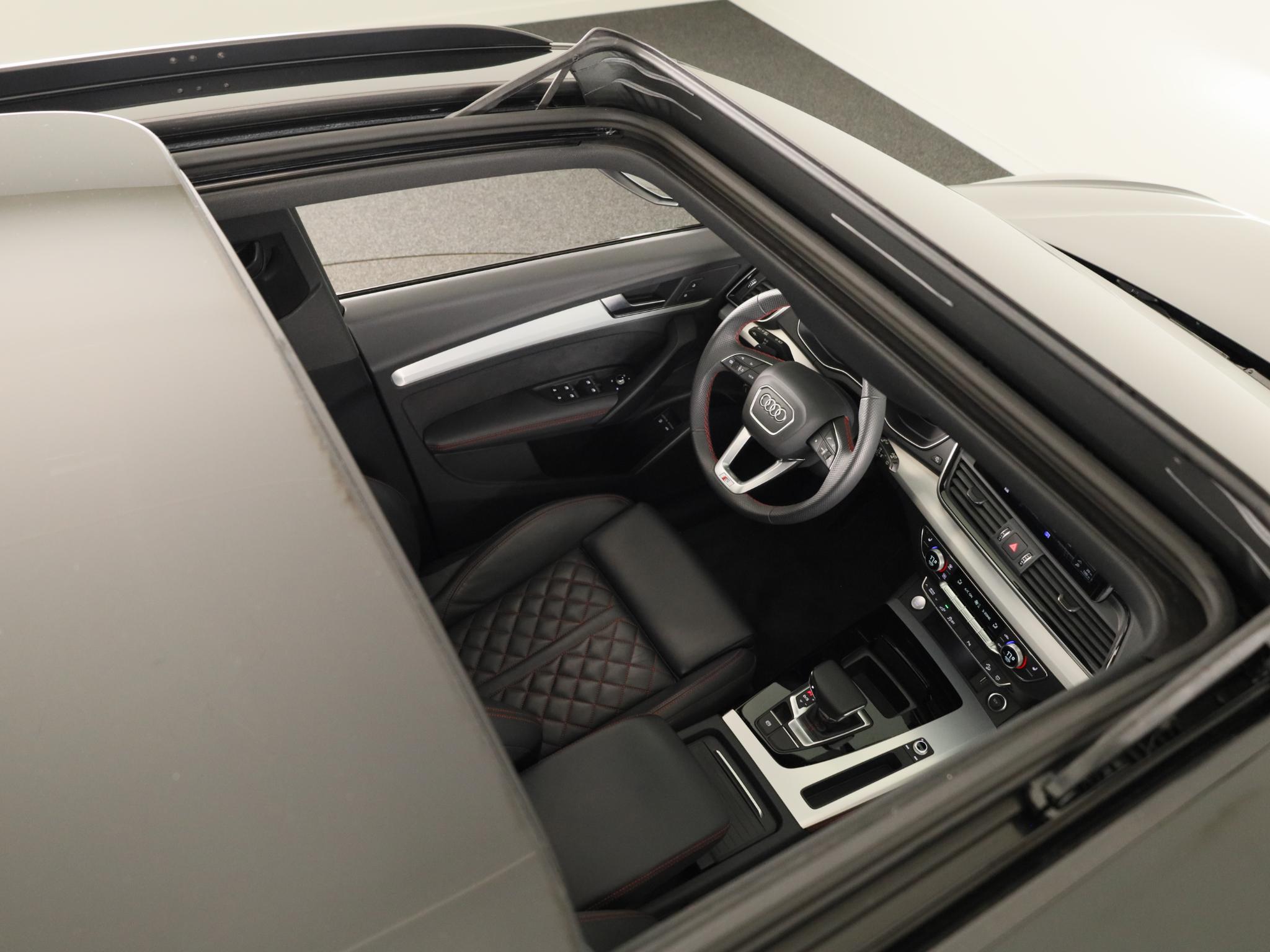 Foto van Audi Q5 55 TFSI E