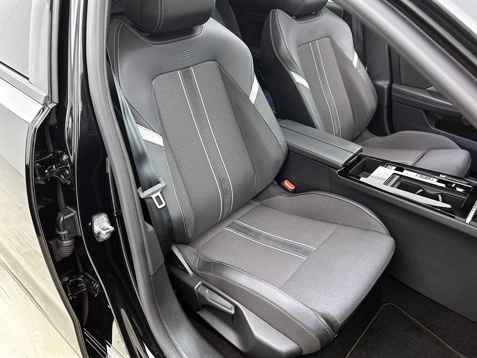 Foto van Opel Astra Sports Tourer