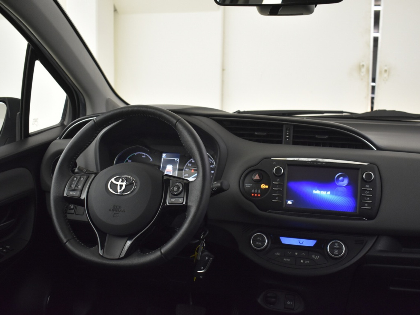 Foto van Toyota Toyota Yaris Hybrid