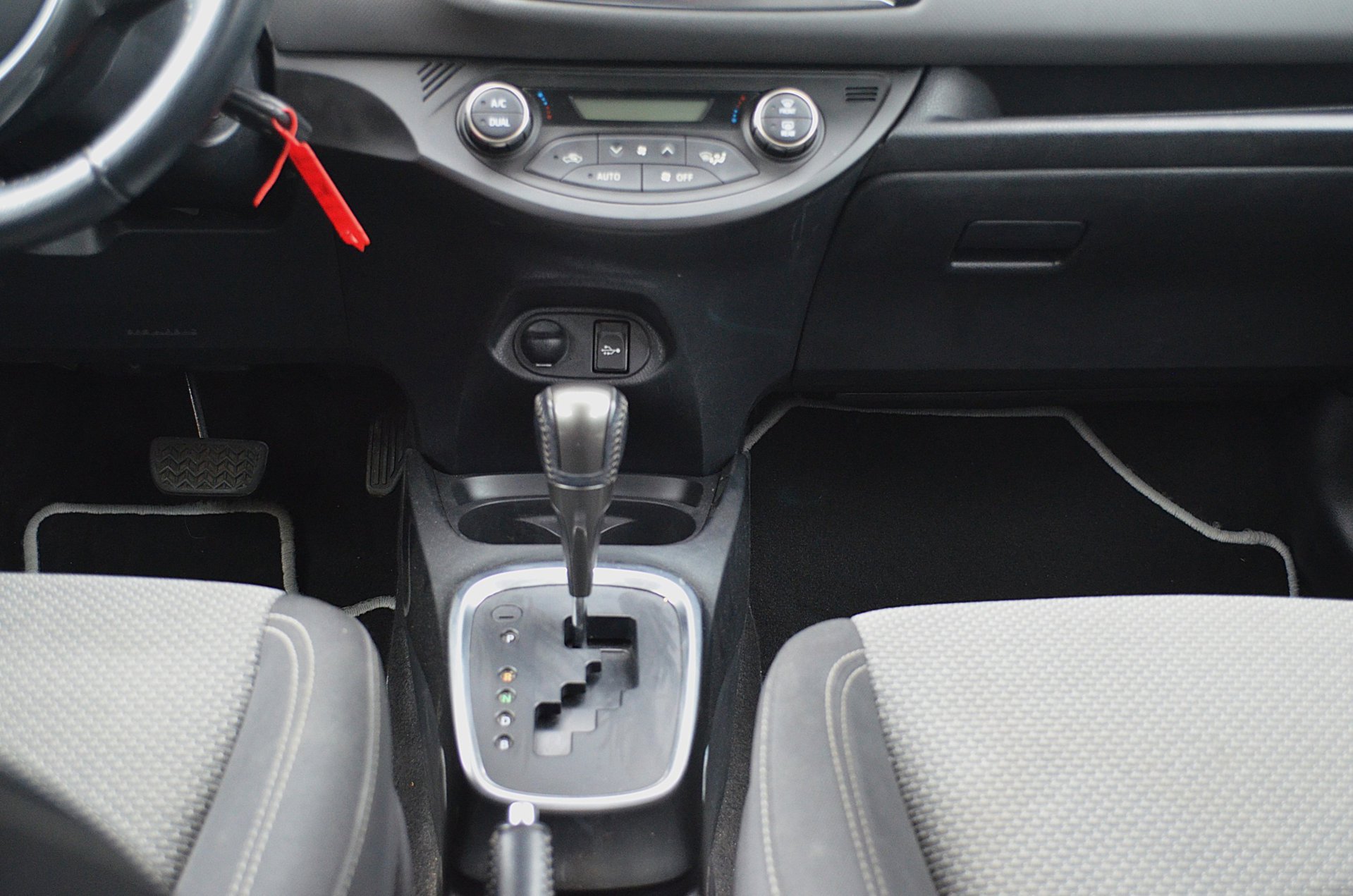 Foto van Toyota Toyota Yaris Hybrid
