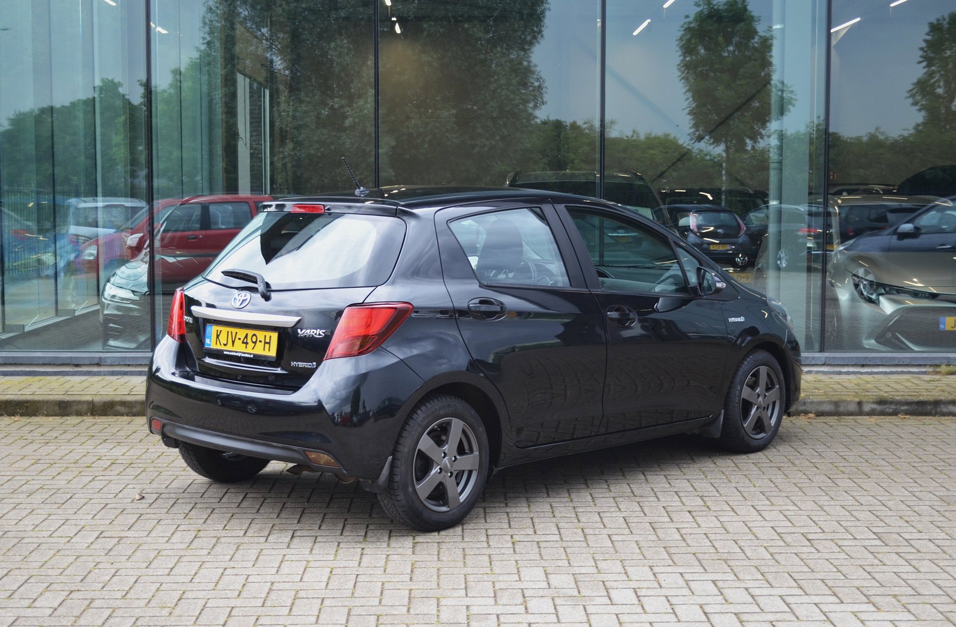 Foto van Toyota Toyota Yaris Hybrid
