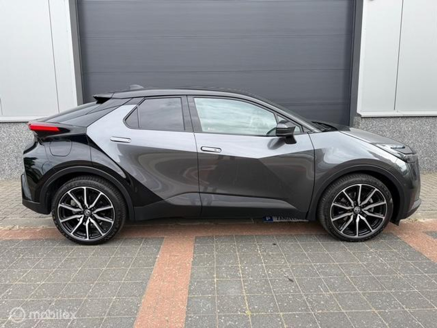 Foto van Toyota Toyota C-hr