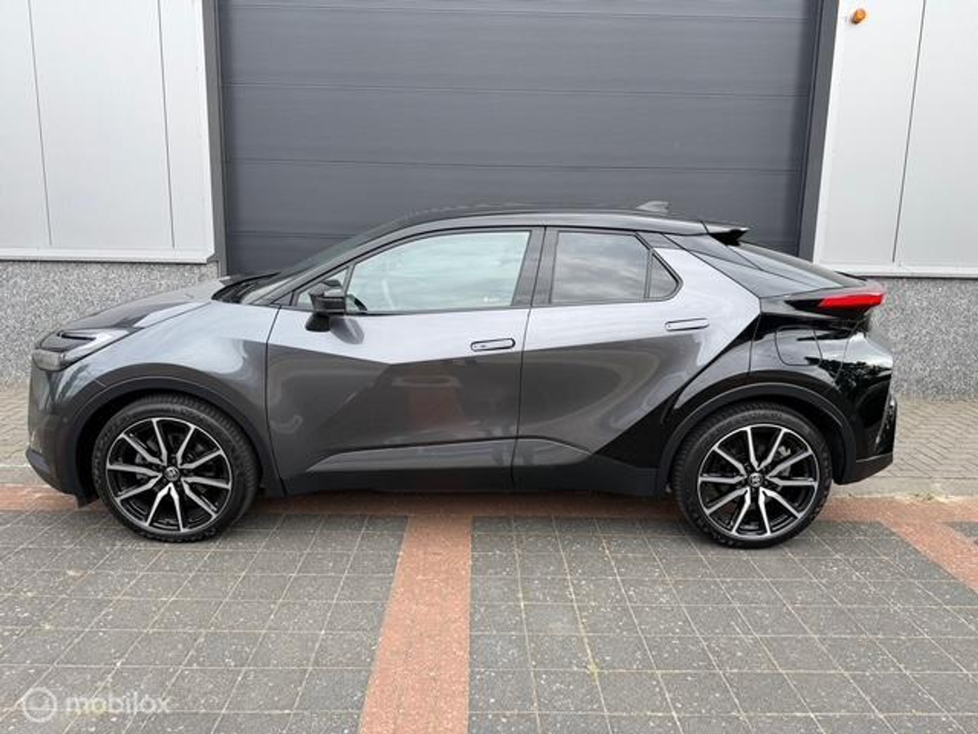 Foto van Toyota Toyota C-hr