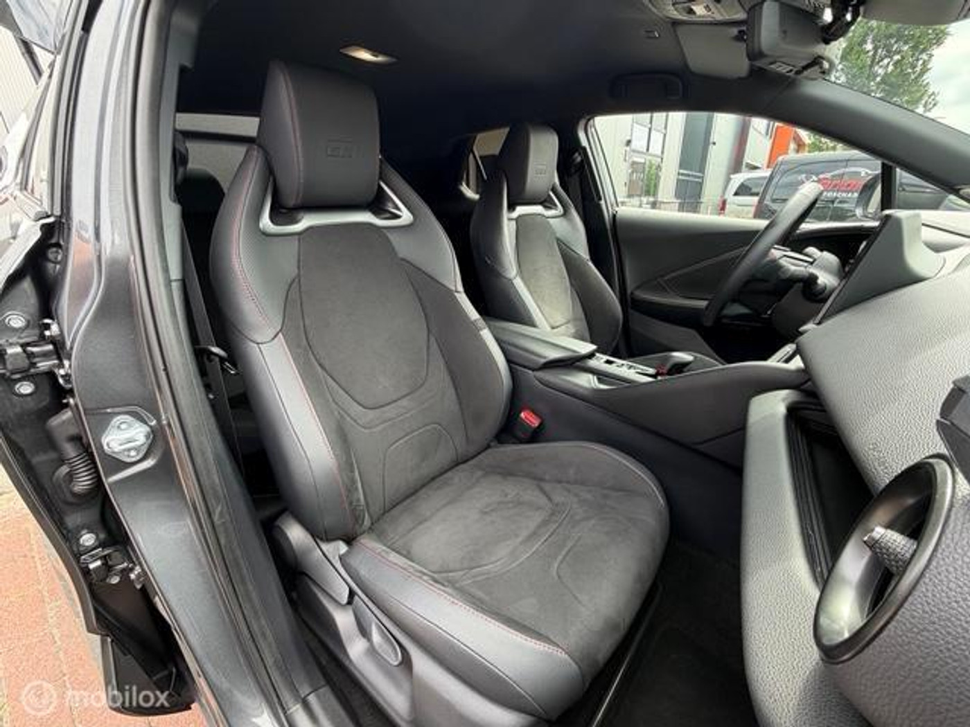 Foto van Toyota Toyota C-hr