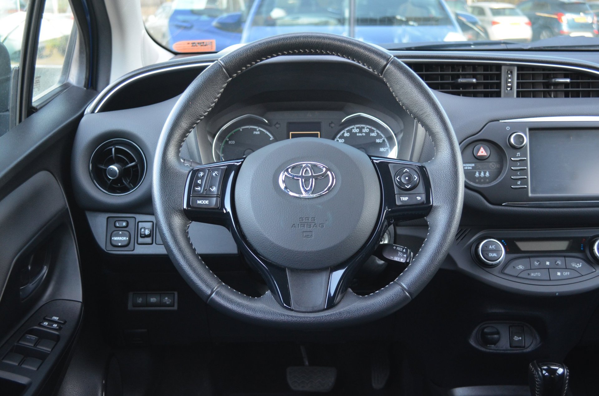Foto van Toyota Toyota Yaris Hybrid