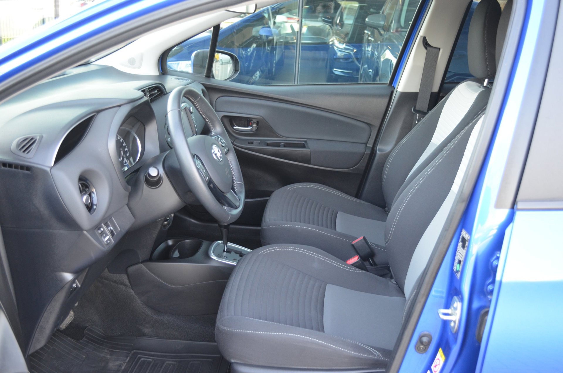 Foto van Toyota Toyota Yaris Hybrid