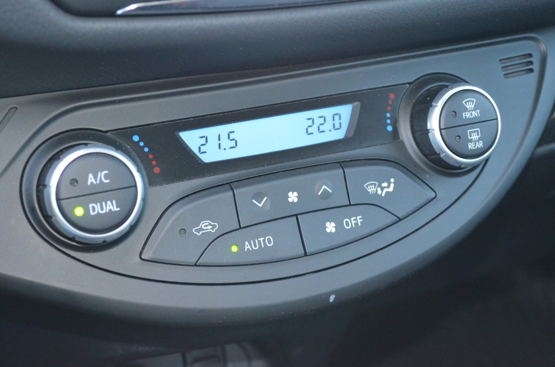 Foto van Toyota Toyota Yaris Hybrid