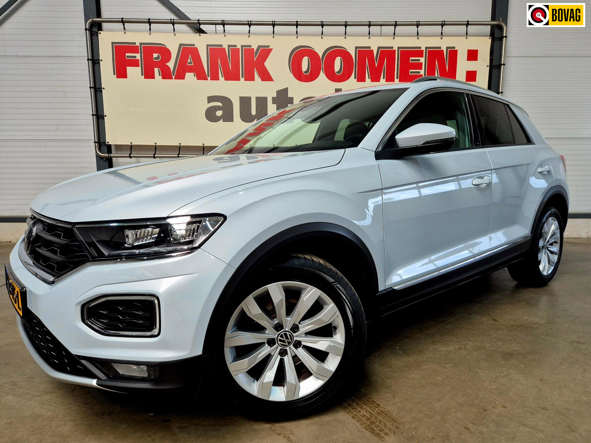 Volkswagen T-roc 1.5 TSI 150PK Sport + LED|Sfeerverl.|Adaptive cruise|Climate|Stoelverw.|Navi|Apple|Android|Camera|Dodehoek|PDC 2021 - voorkant