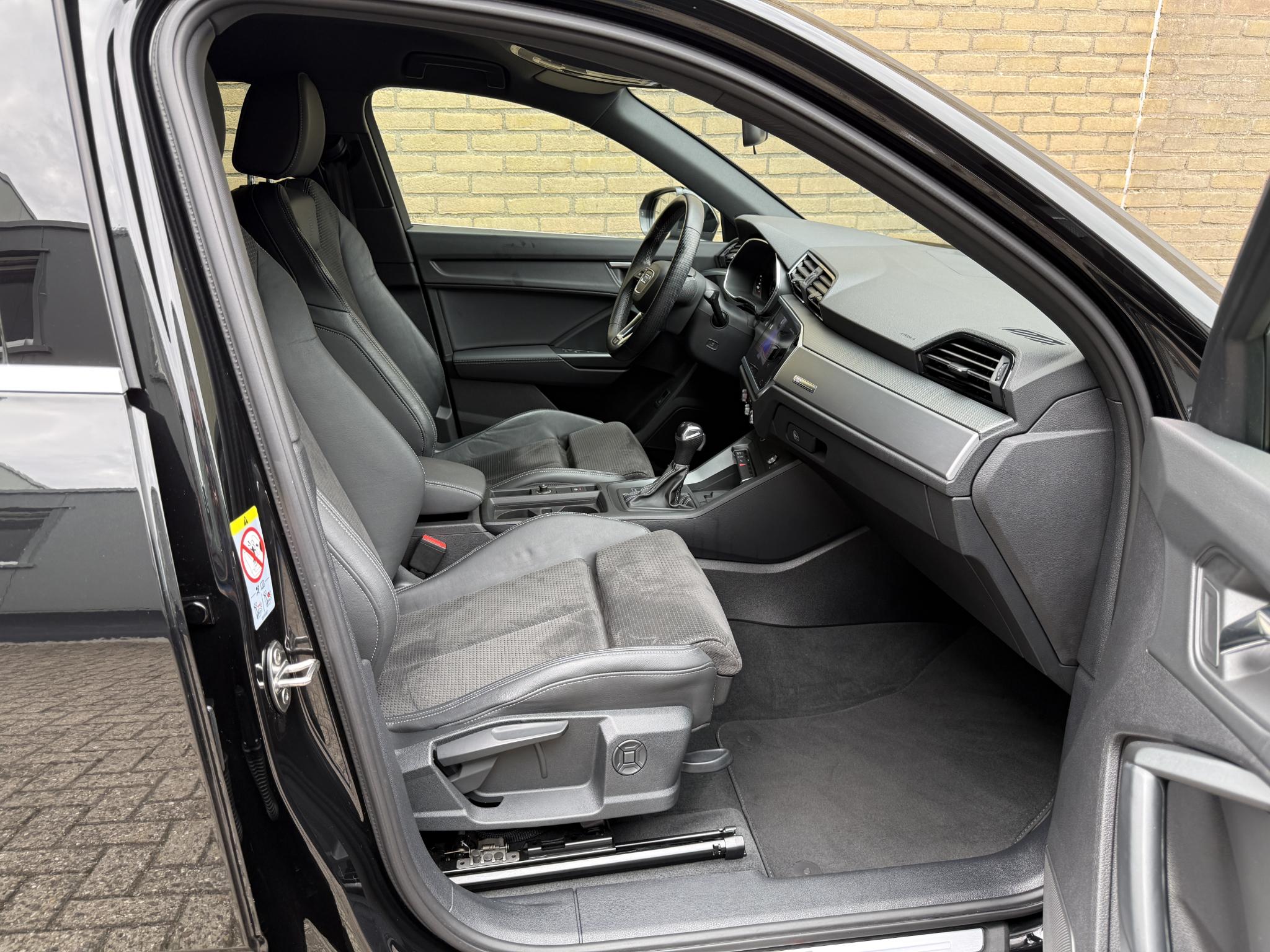 Foto van Audi Q3 Sportback E-tron