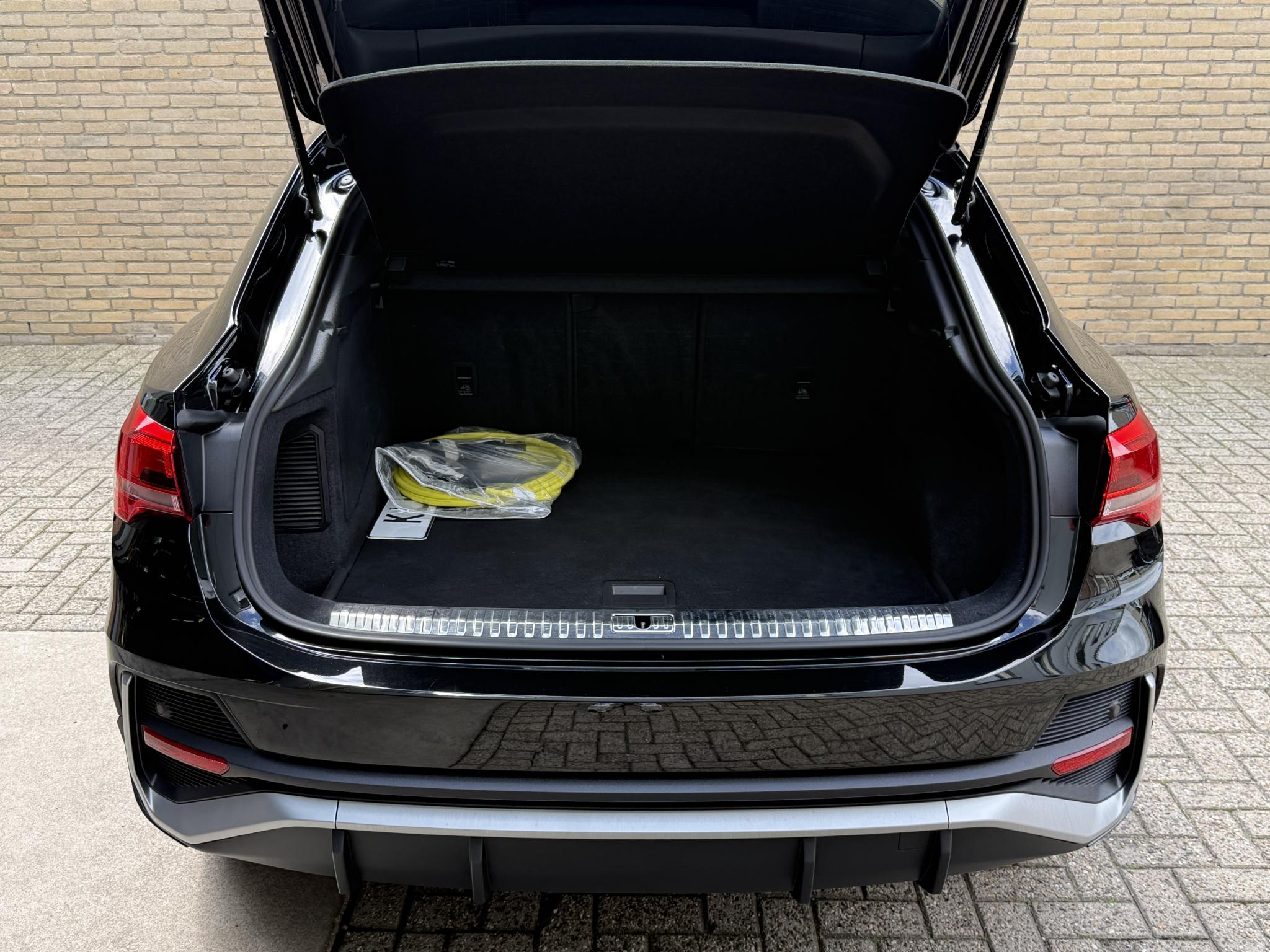Foto van Audi Q3 Sportback E-tron