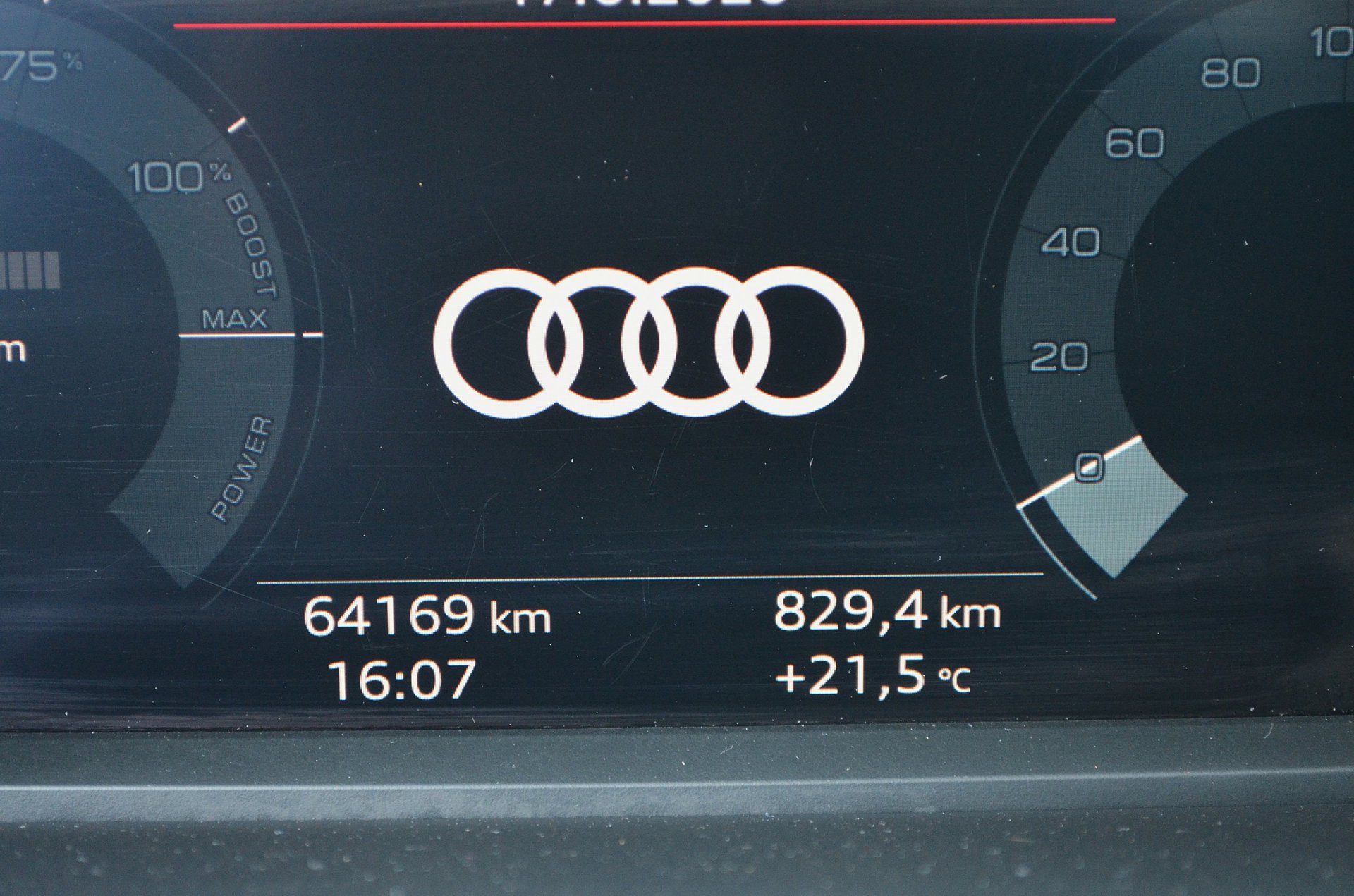 Foto van Audi Q3 E-tron