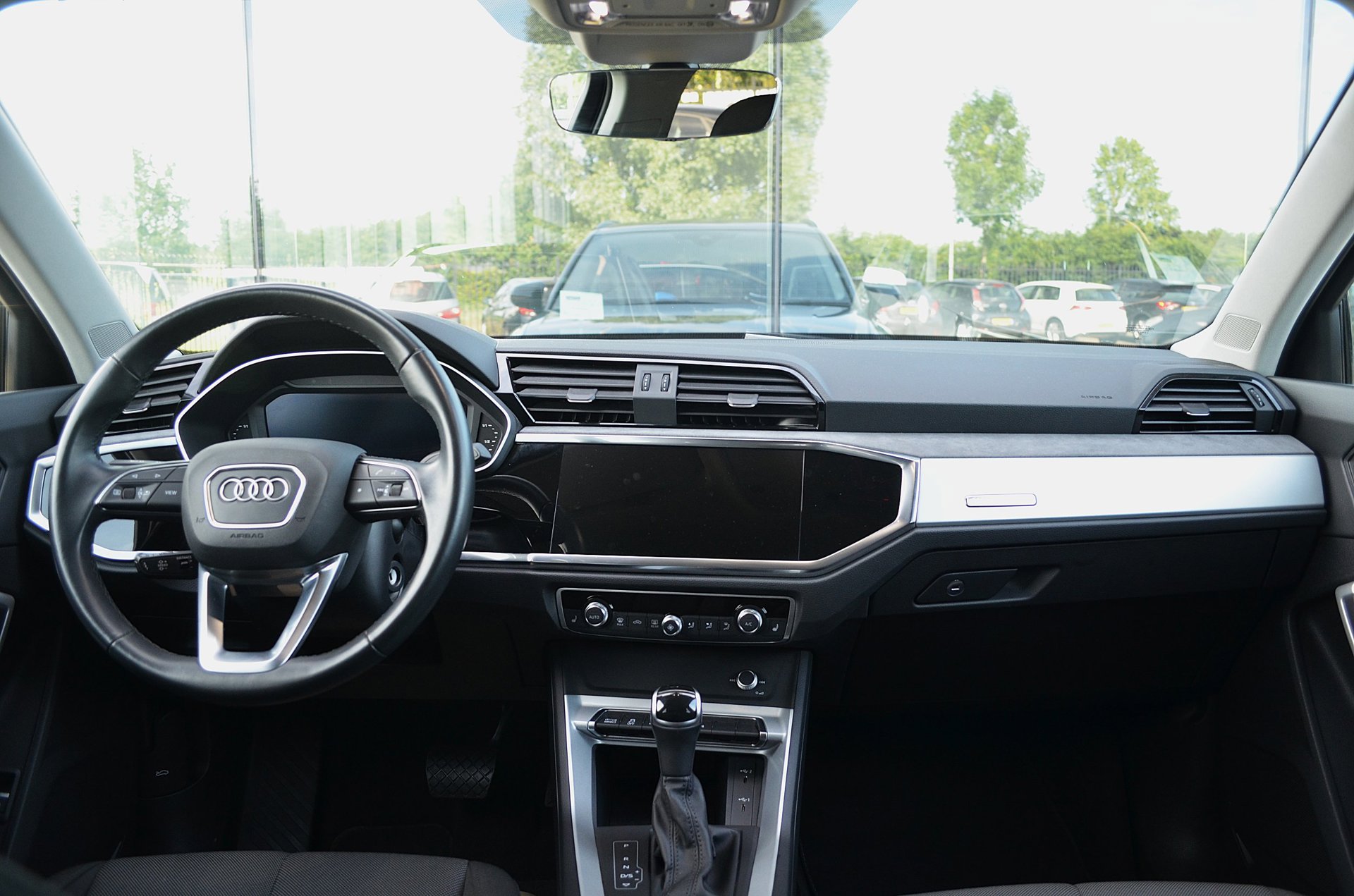 Foto van Audi Q3 E-tron