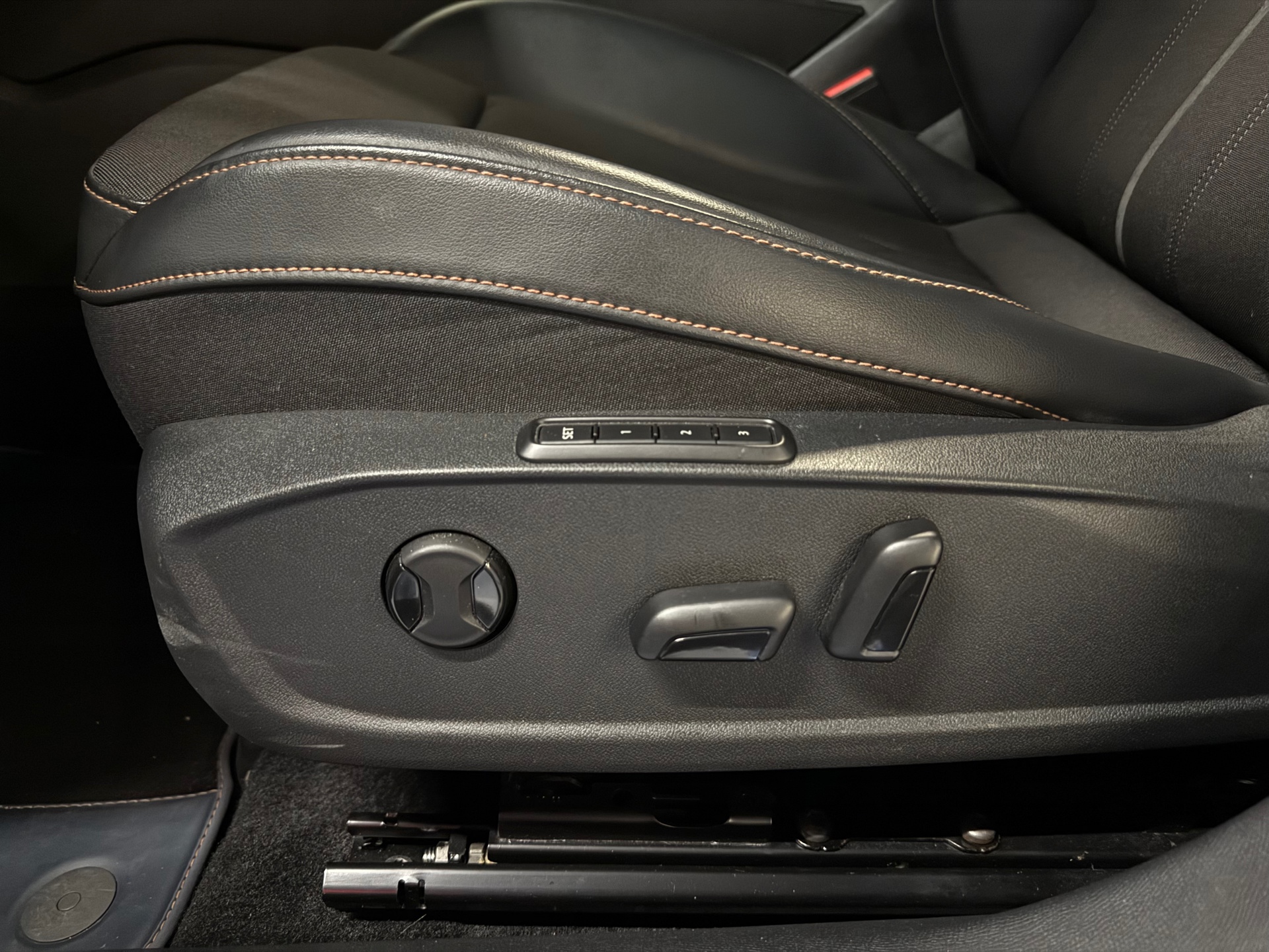 Foto van Audi A6 55 TFSI E