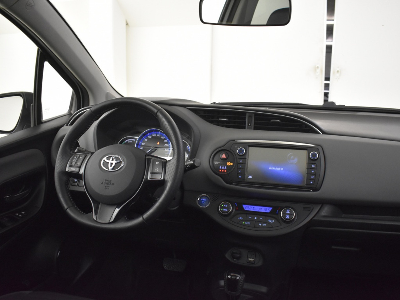 Foto van Toyota Toyota Yaris Hybrid