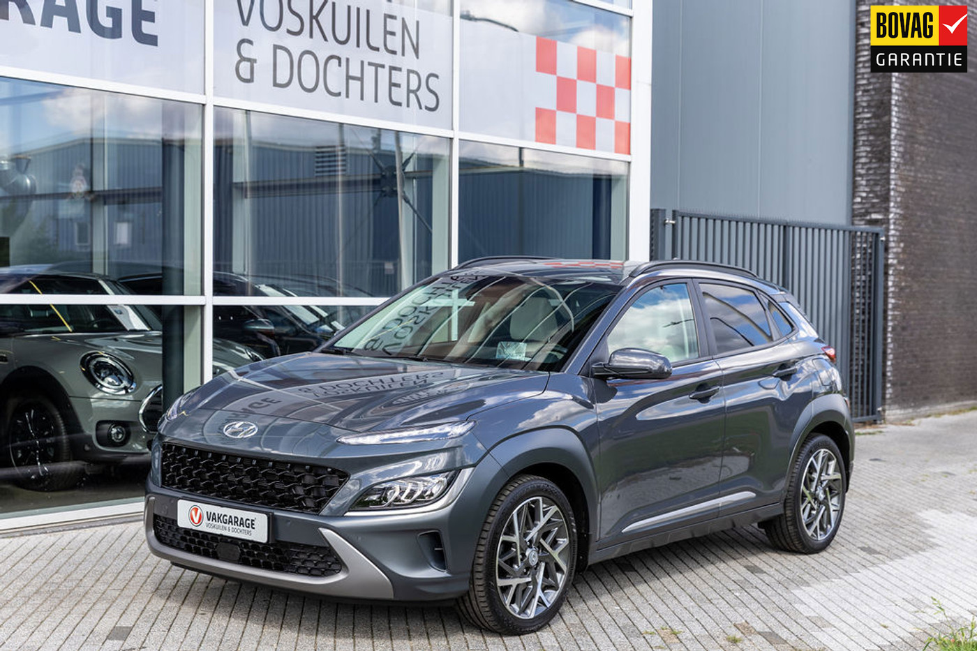 Hyundai Kona 1.6 GDI HEV Fashion Design Sky | Beige Leder | Open dak 2023 - voorkant