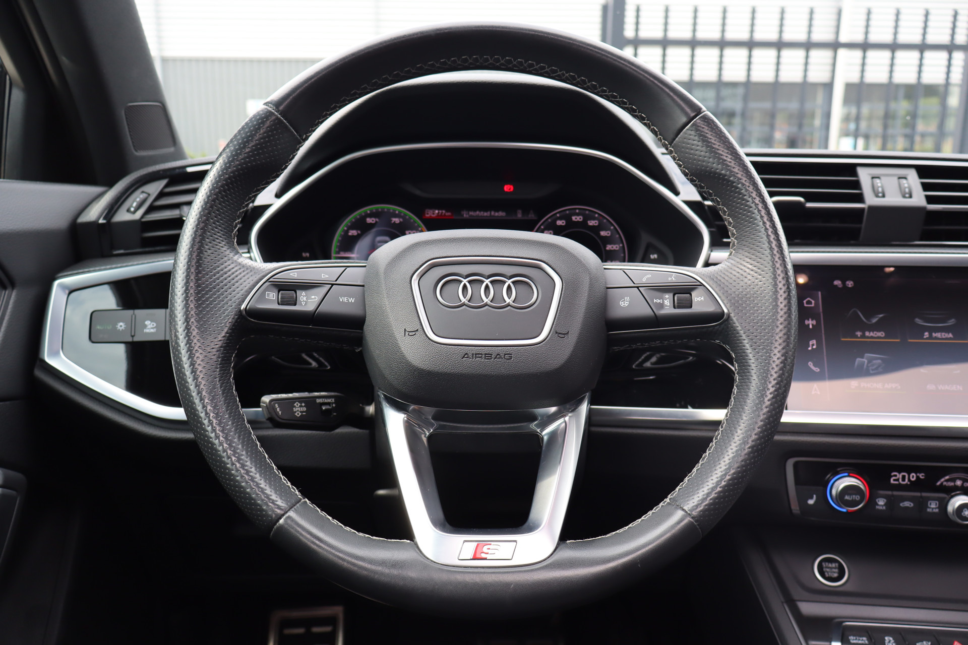 Foto van Audi Q3 Sportback E-tron