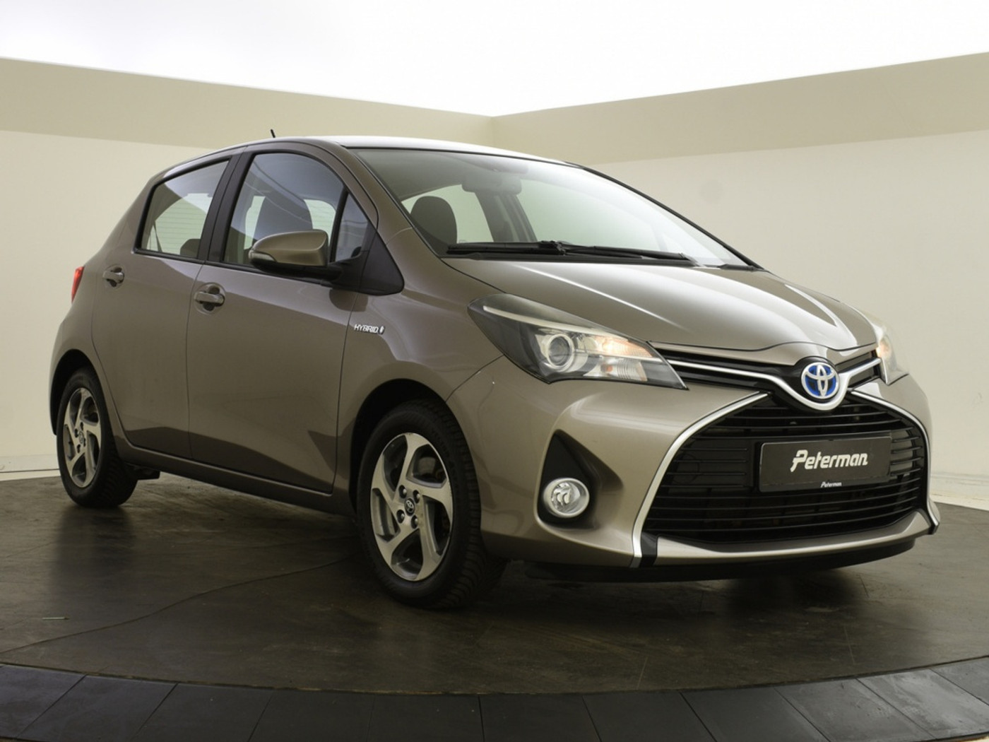Foto van Toyota Toyota Yaris Hybrid