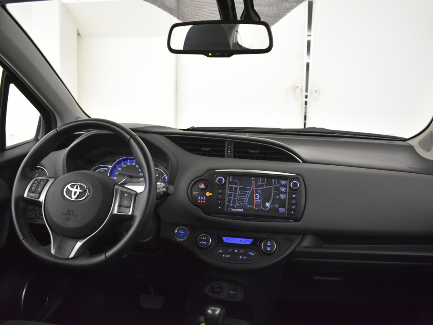 Foto van Toyota Toyota Yaris Hybrid