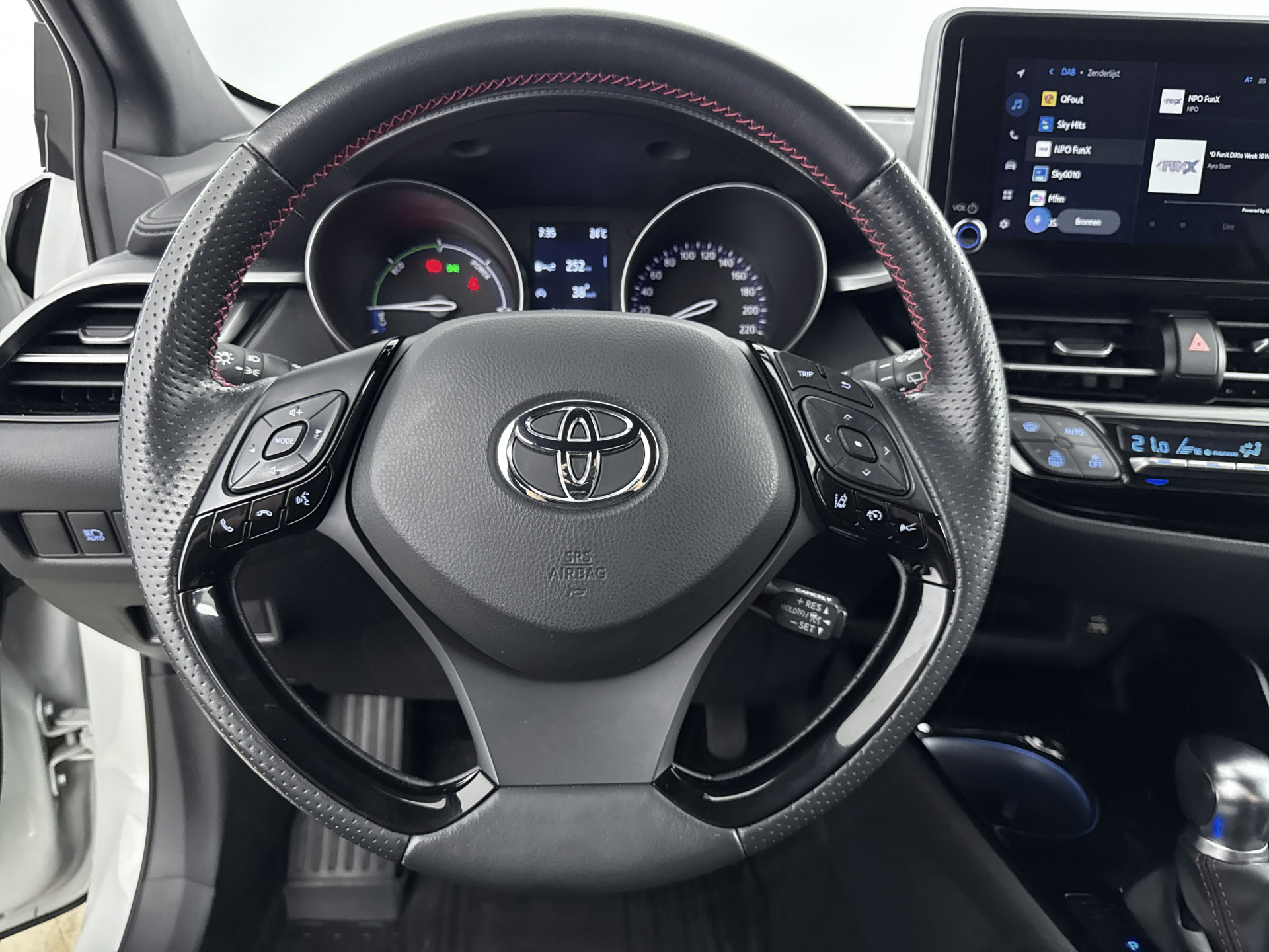 Foto van Toyota Toyota C-hr