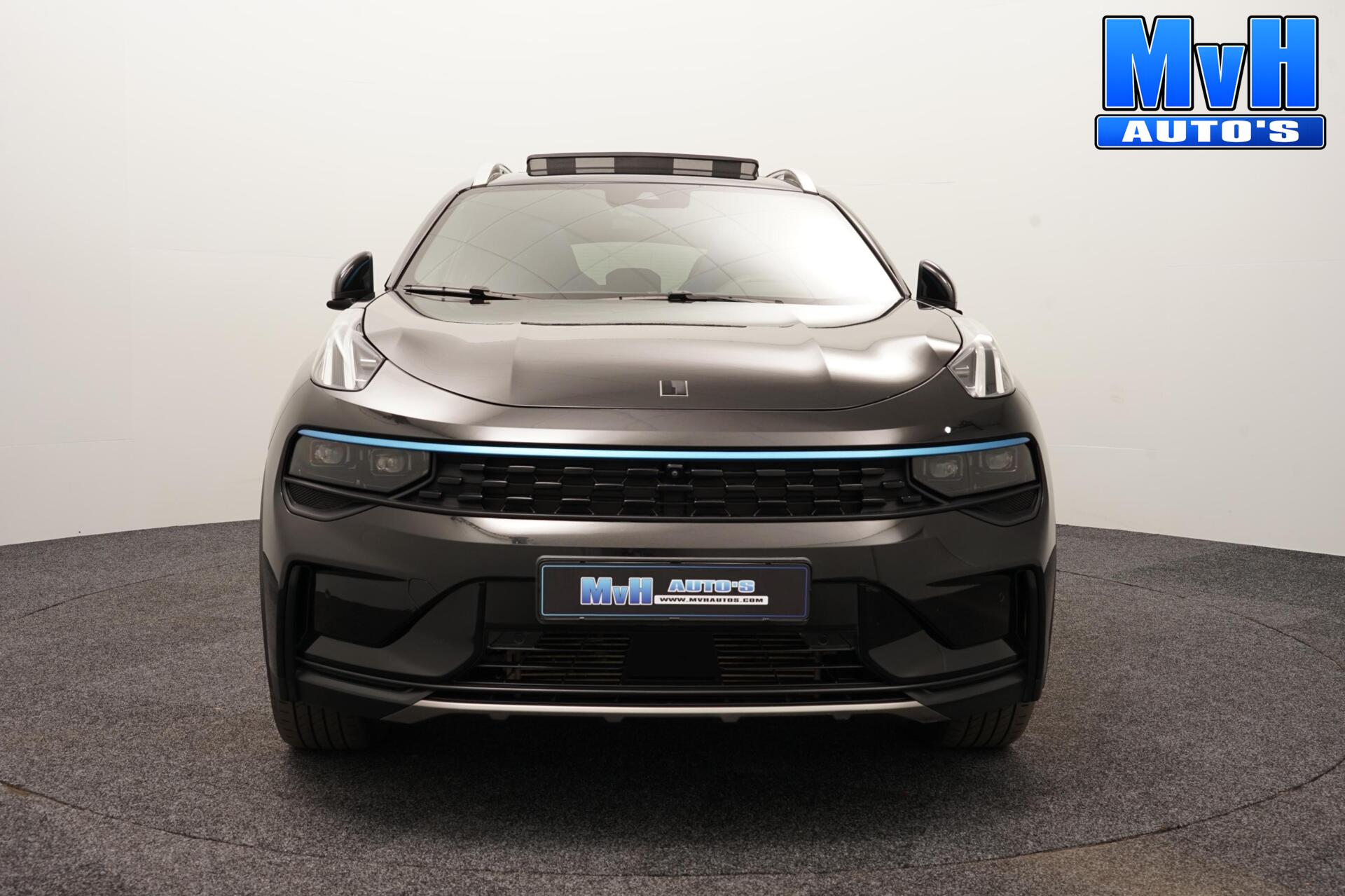 Foto van Lynk&co LYNK & Co 01