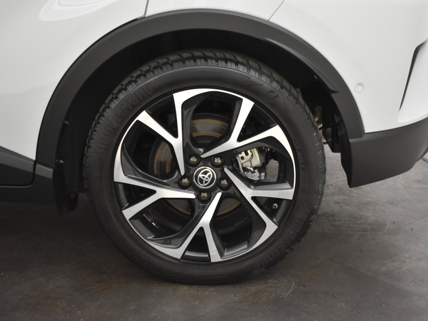 Foto van Toyota Toyota C-hr