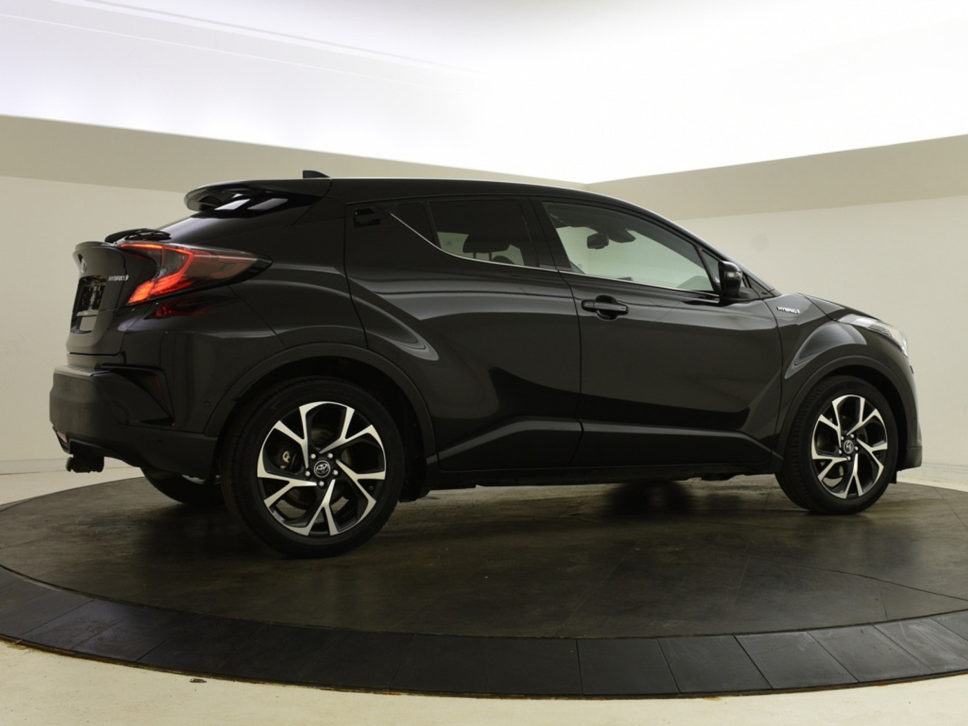 Foto van Toyota Toyota C-hr