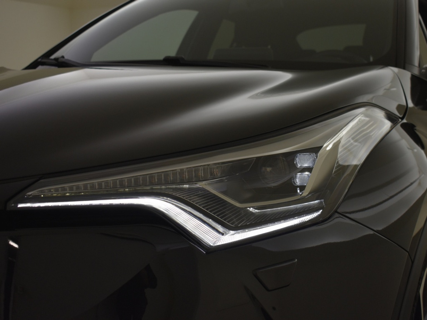 Foto van Toyota Toyota C-hr
