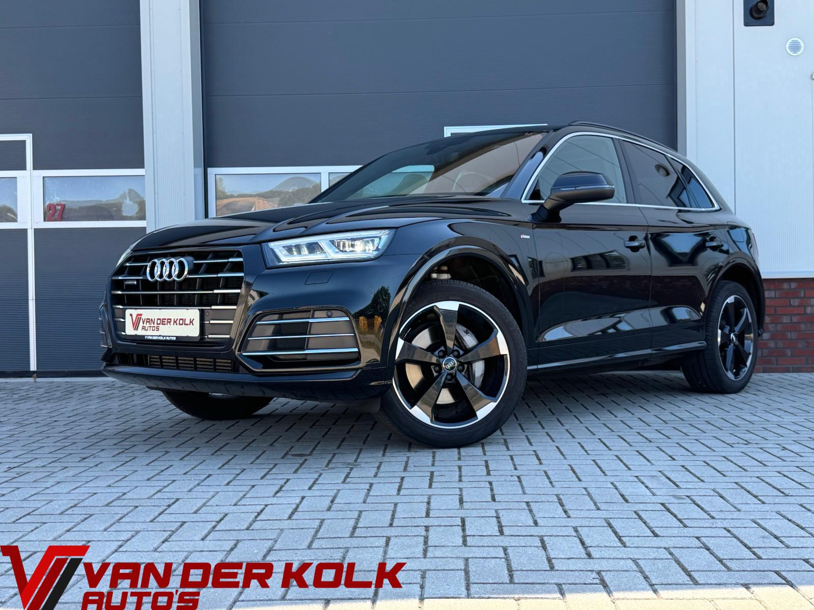 Audi Q5 55 TFSI E Quattro Competition | Digital Cockpit | Geruit Leder | Full LED | CarPlay | Climate | Navigatie | Adaptive Cruise 2020 - voorkant