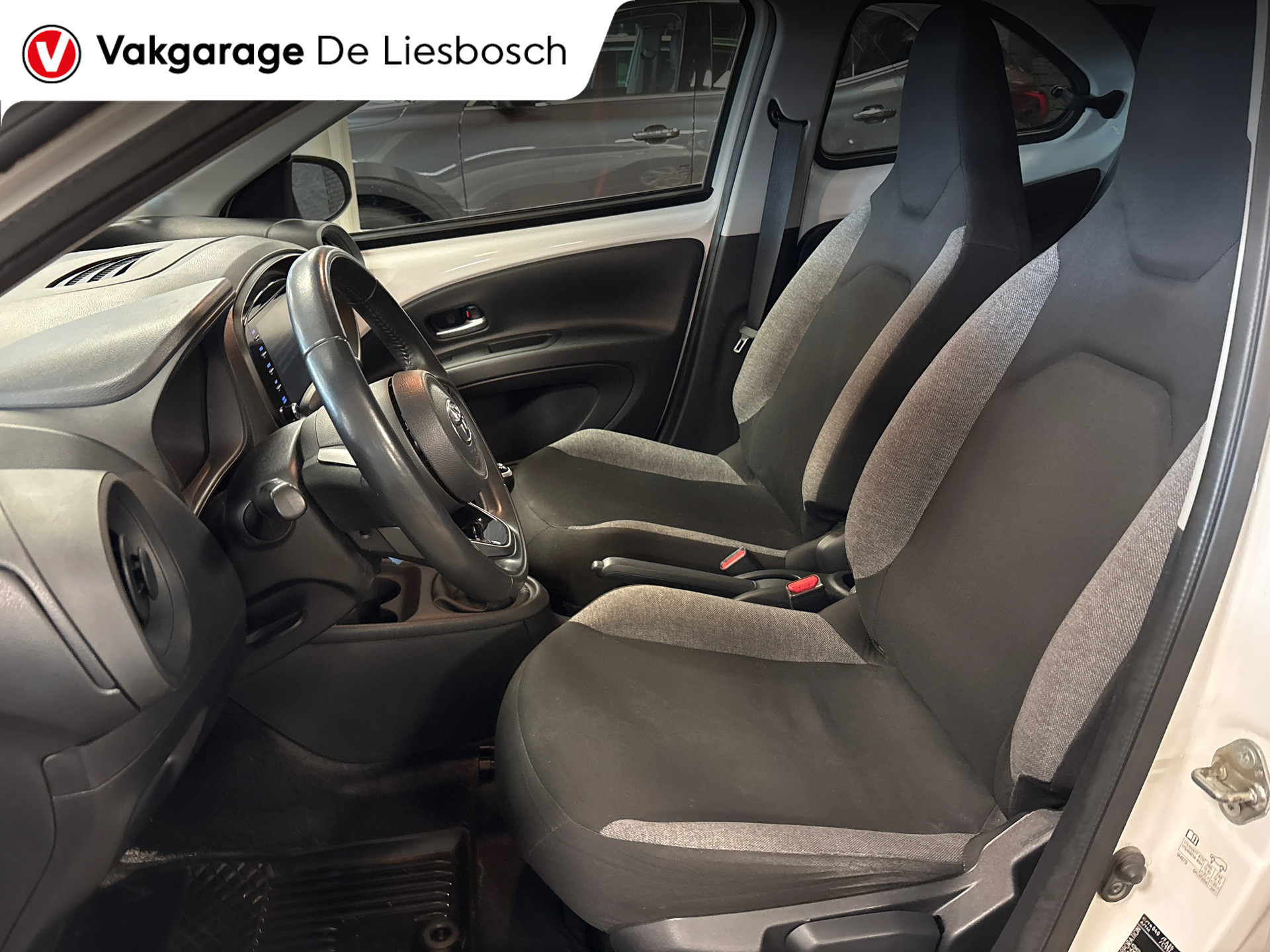 Foto van Toyota Toyota Aygo X