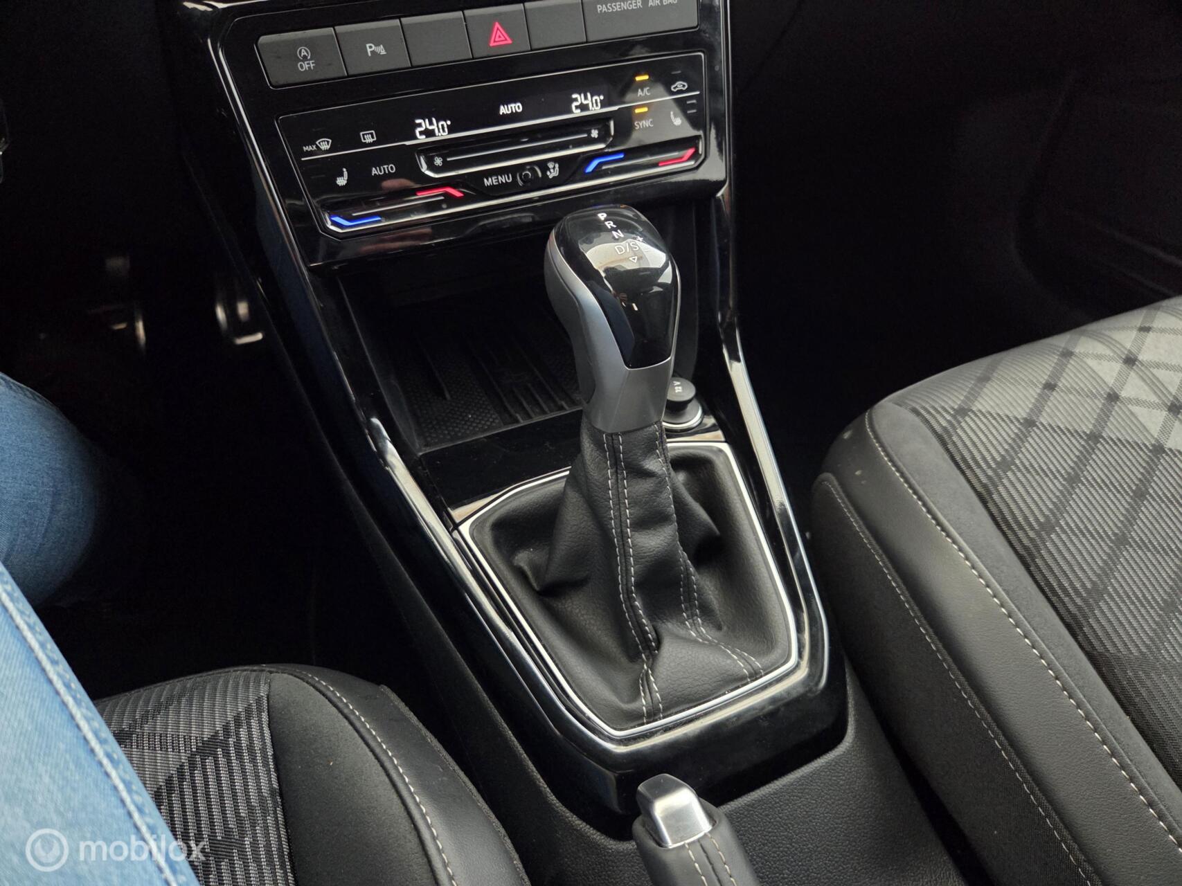 Foto van Volkswagen T-cross