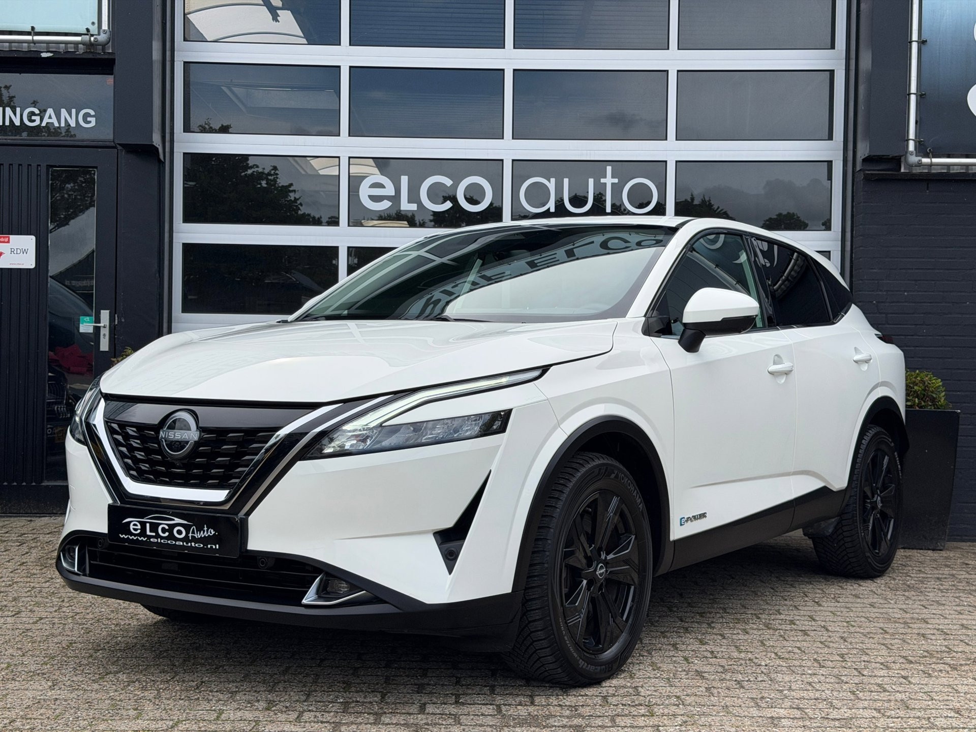 Nissan Qashqai 1.5 e-Power Business Design 190pk / CarPlay /Led/  360camera 2023 - voorkant
