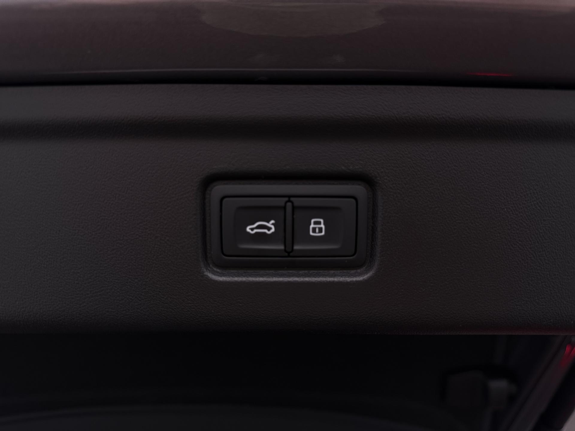 Foto van Audi A6 Avant E-tron