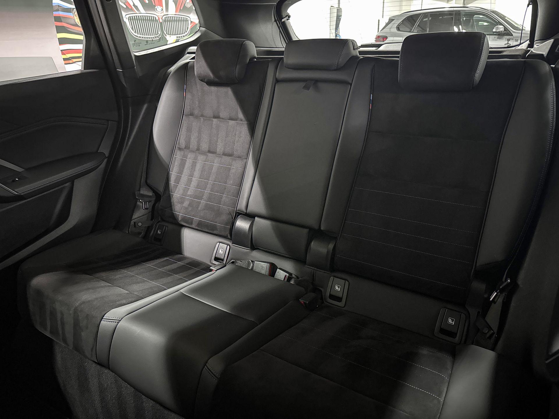 Foto van BMW Ix1