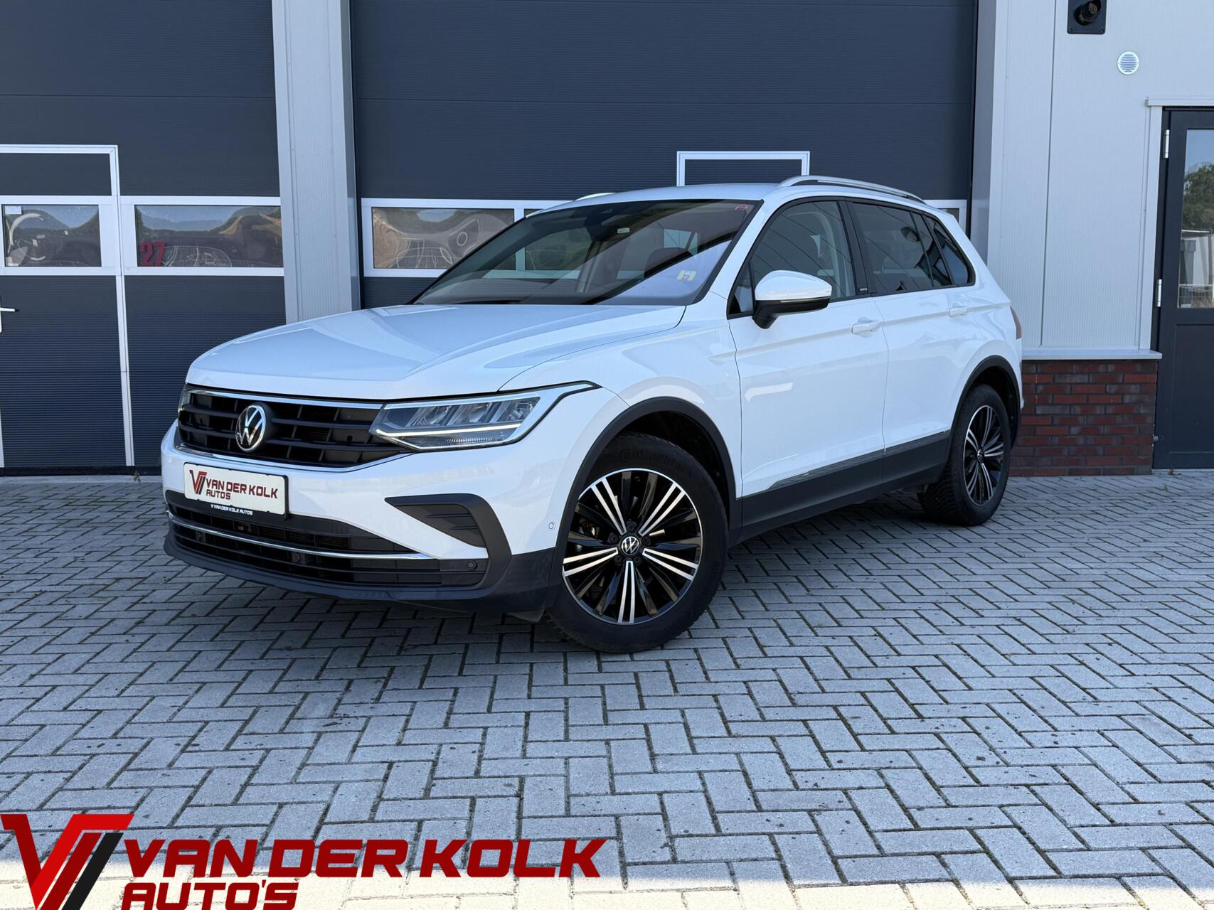 Volkswagen Tiguan 1.5 TSI United | Full Led | Camera | CarPlay | Adaptive Cruise | Navigatie | Climate | Stoelverwarming | 2021 - voorkant
